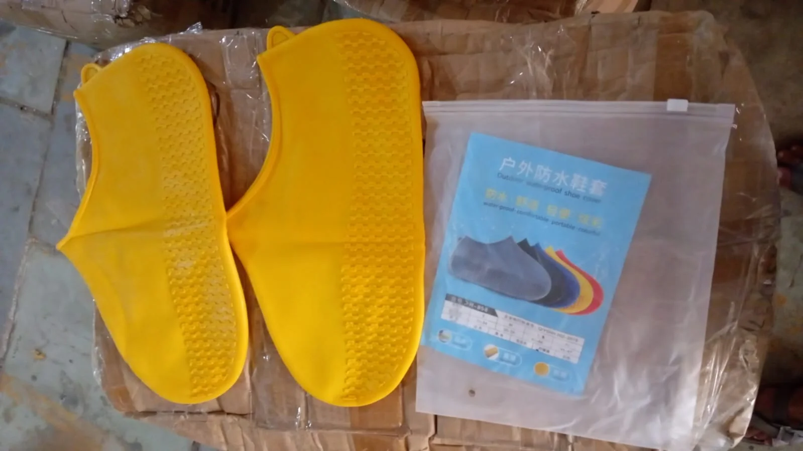 Non-Slip Silicone Rain Anti skid Waterproof Fordable Boot Shoe Cover ( Large ) - Image 9