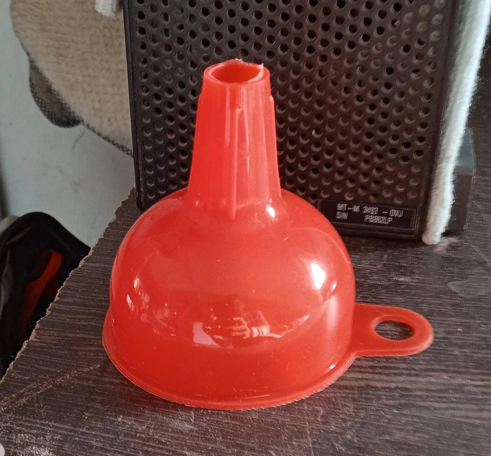 Food-Grade Silicone Funnel: Safe & Easy Transfer for Liquids & Grains (1 Pc) - Image 12