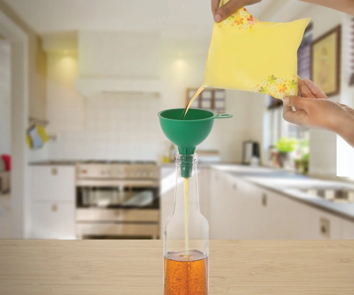 Food-Grade Silicone Funnel: Safe & Easy Transfer for Liquids & Grains (1 Pc) - Image 9