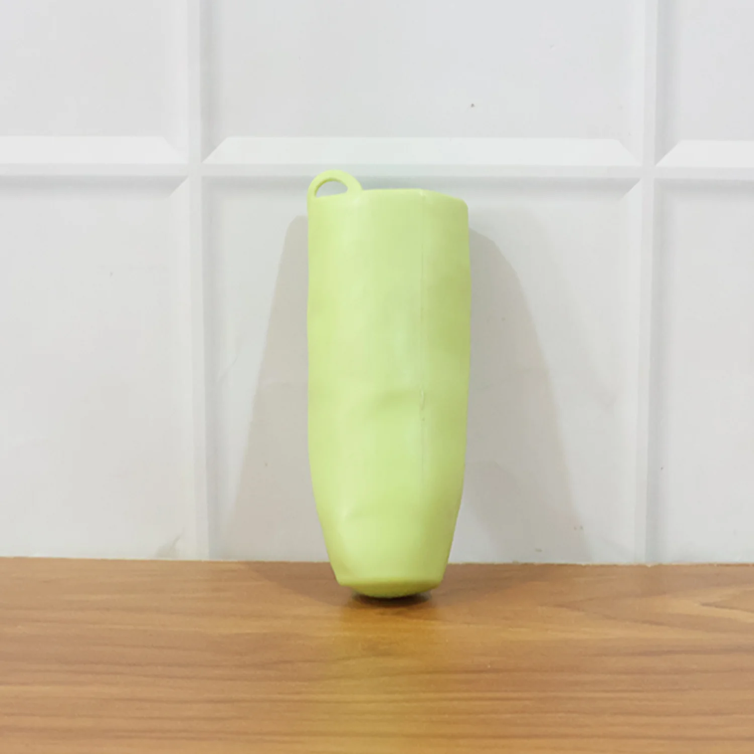 Silicone Garlic Peeler Tube Easy Hand Roller Peeling Tool (1 Pc) - Image 7