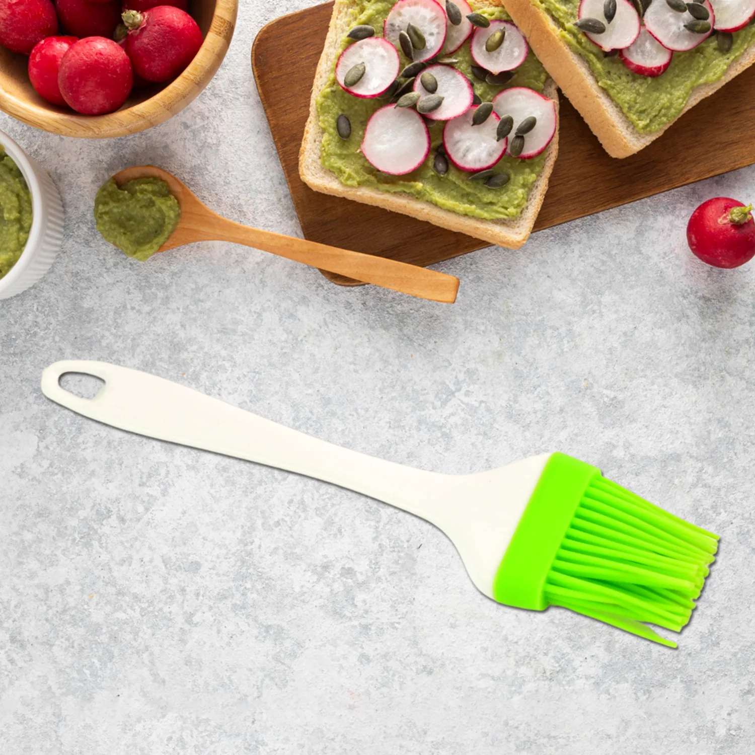 Silicone Kitchen Oil Spatula Brush with Handle Pastry / Cake Brush (17 cm / 1 Pc) - Image 4