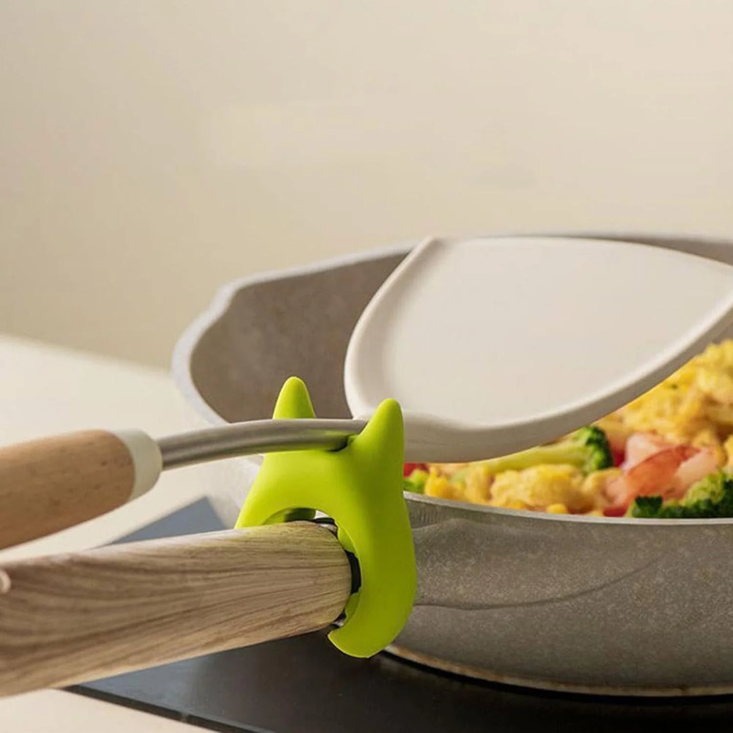 Plastic Pot Holder 1pc - Image 10