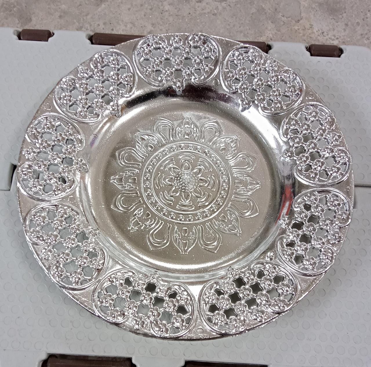 Beautiful 8-Inch Plastic Pooja Thali Set for Daily Use & Special Occasions - Image 7