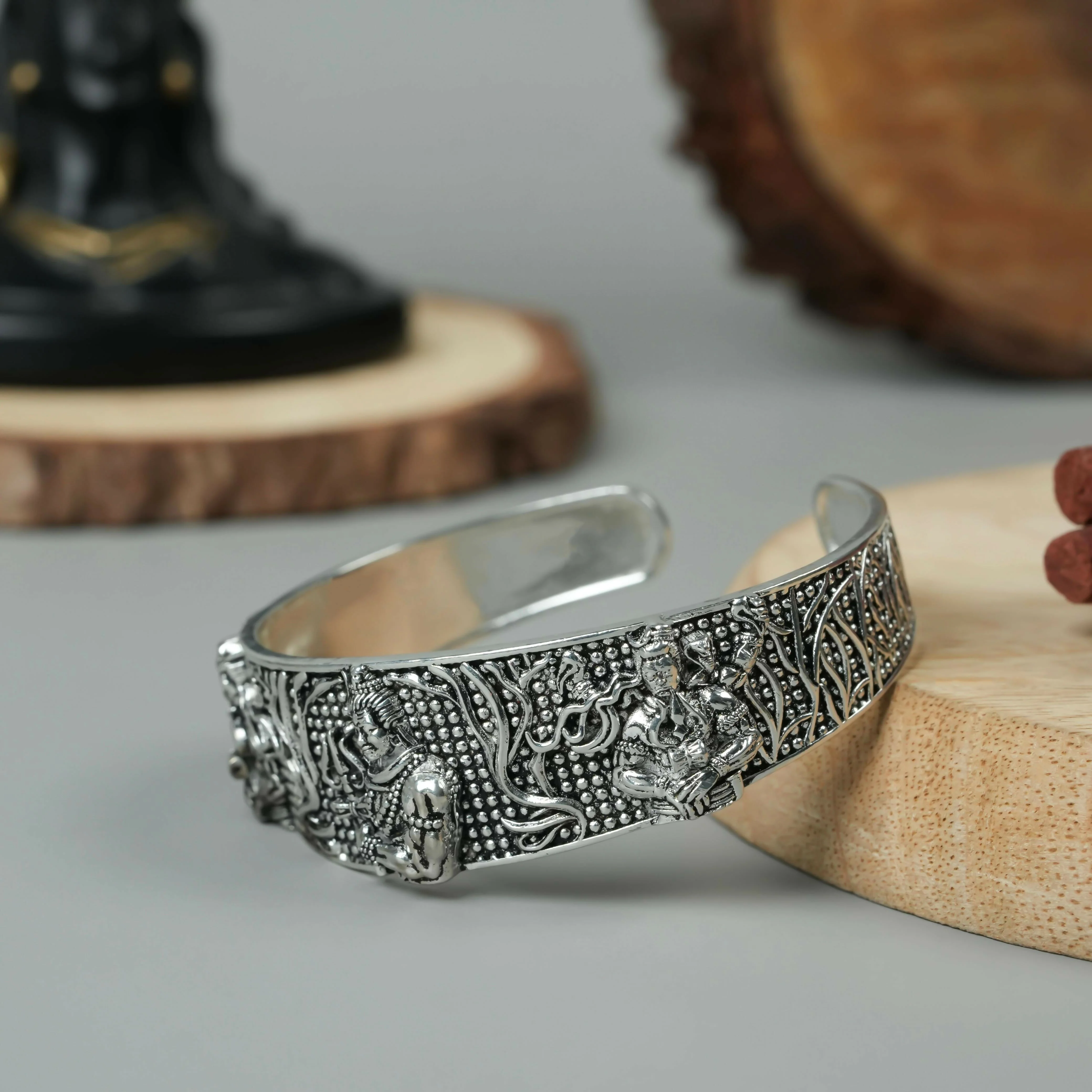 Silver-Tone Adjustable Lord Shiva Carved Metal Bracelet – Unisex Spiritual Cuff - Image 2
