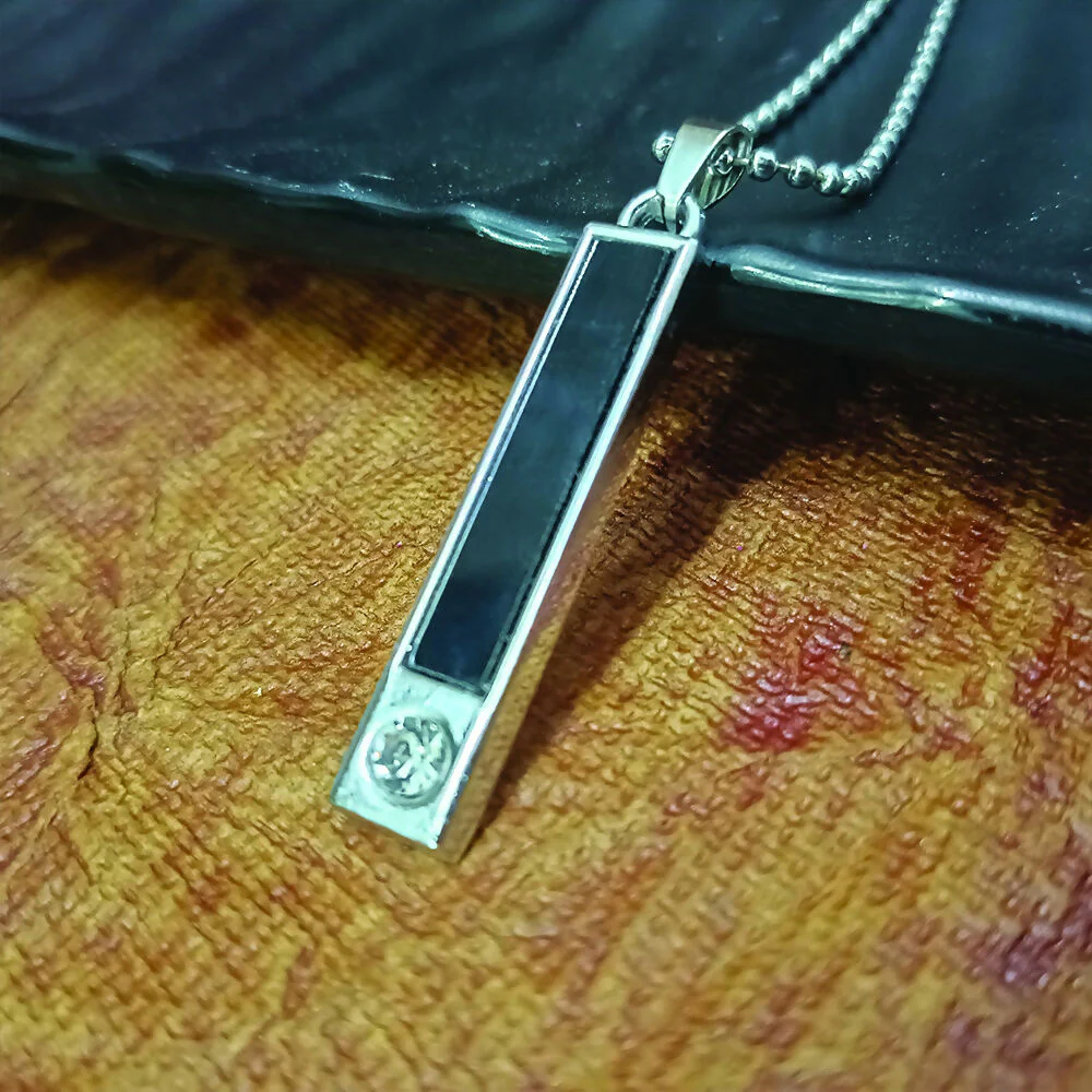 Sleek Rectangal Black Inaly Pendent For Mens - Image 3