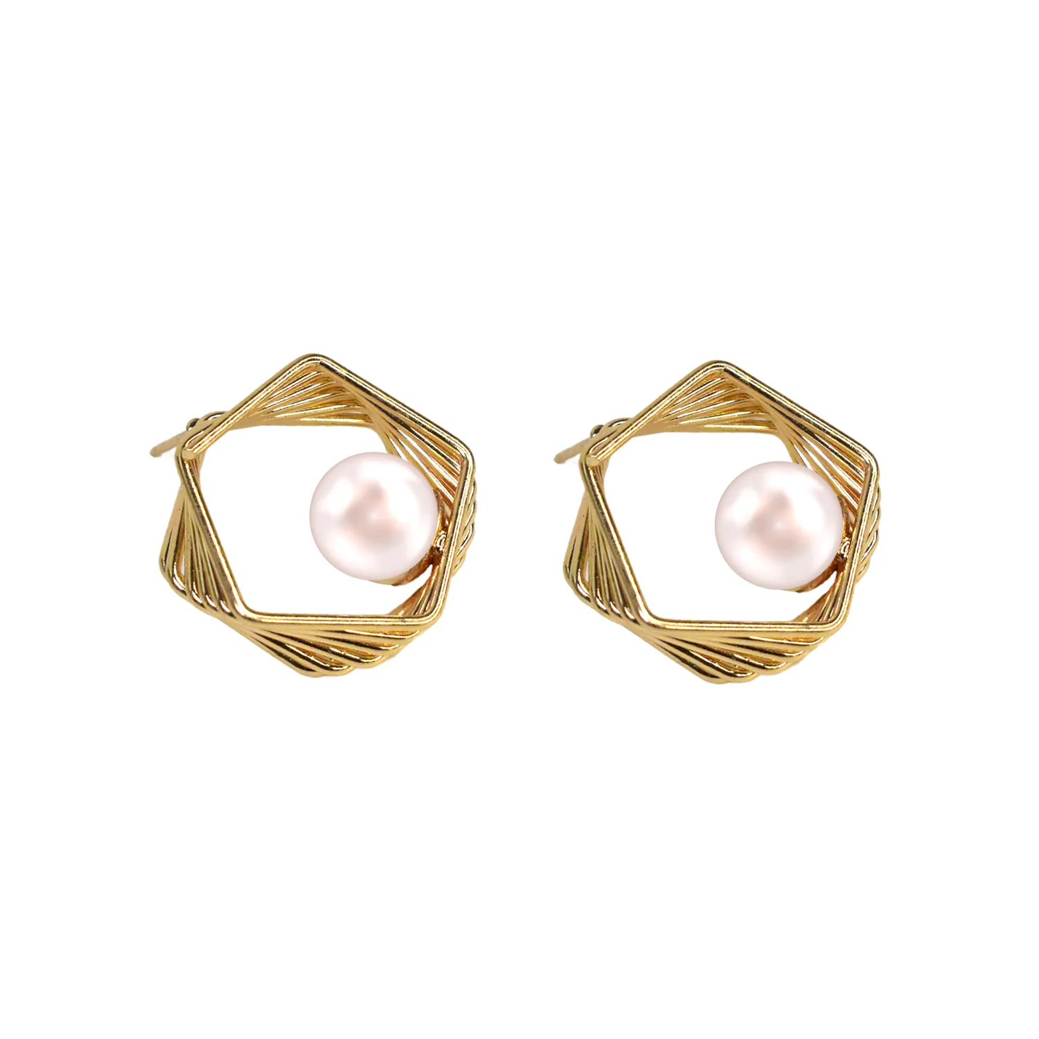 Sleek & Stylish Earrings – Perfect for Every Occasion - Image 4