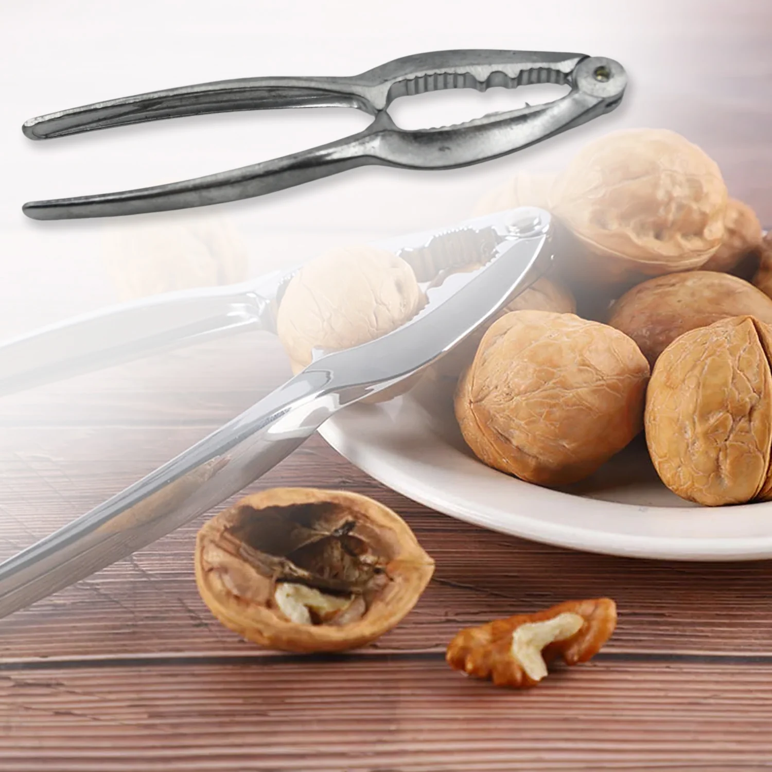 Luxury Stainless Walnut Cracker – Portable Nut Cutter & Pliers - Image 9