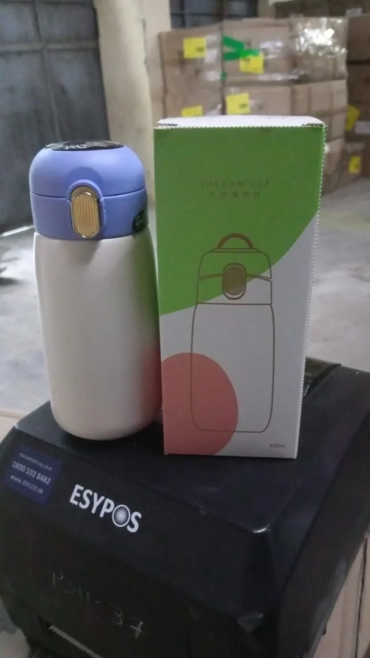 Customize Smart Vacuum Insulated Water Bottle With LED Temperature Display (420 ML) - Image 7