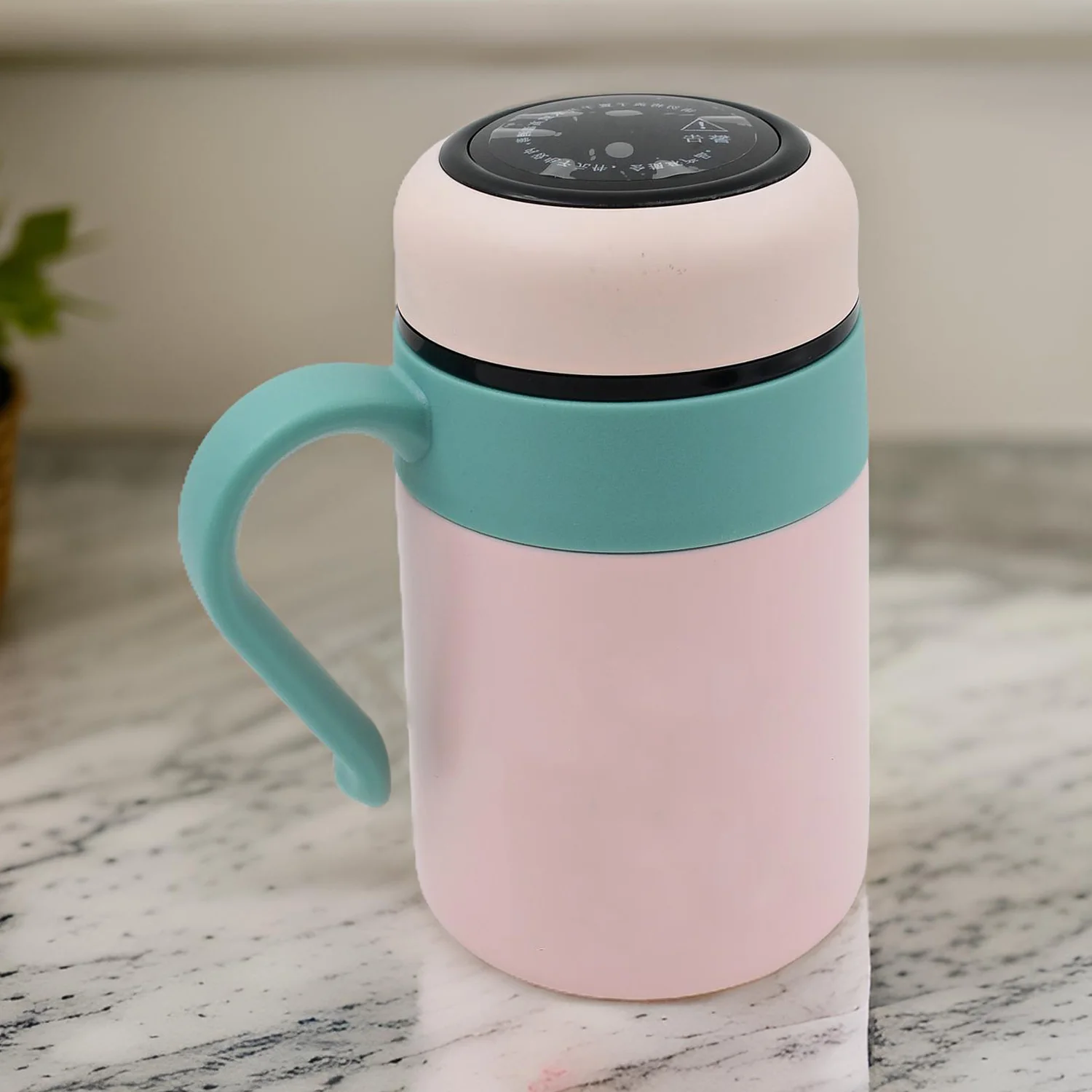 Smart Vacuum Insulated Water Bottle with LED Display & Gift Box (600 ML Approx) - Image 3