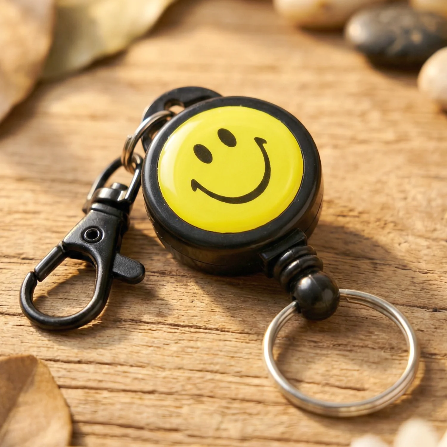 Smiley Face Retractable Keychain (1 Pc) - Image 4