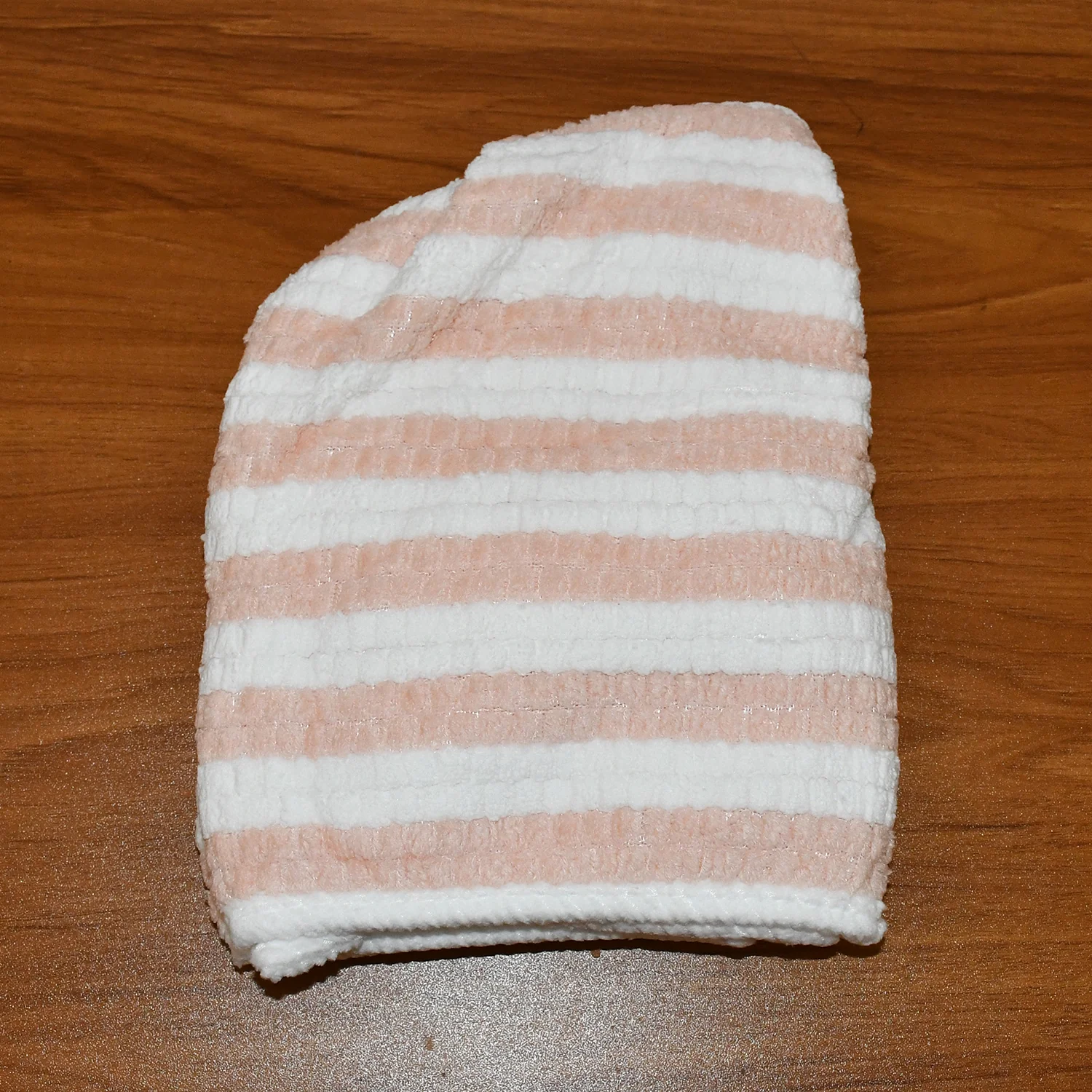 Soft Microfiber Hair Drying Towel Wrap with Cute Teddy Bear Button (1 Pc) - Image 8
