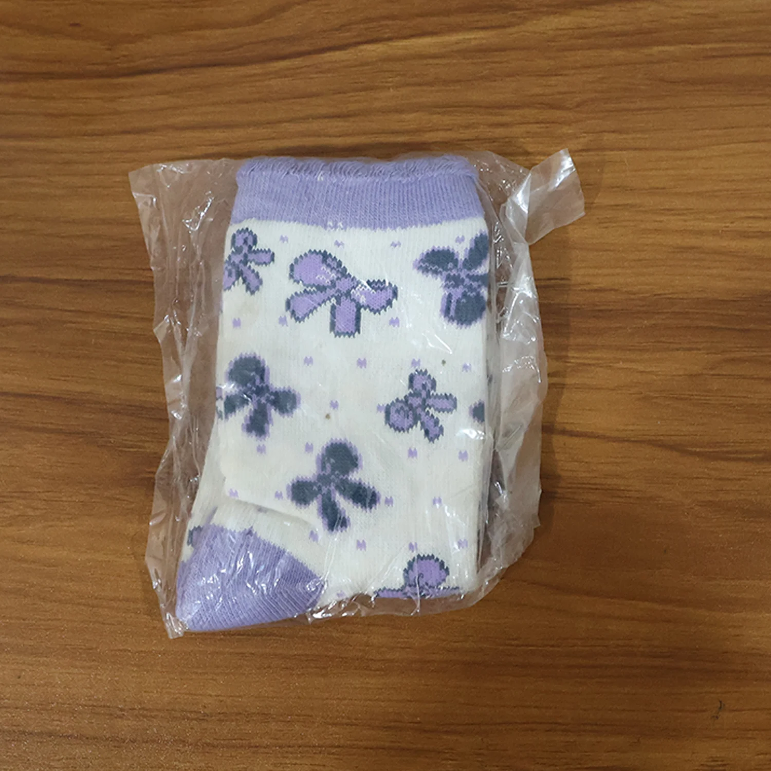 Premium Soft Light Socks (1 Pair / Medium) - Image 8
