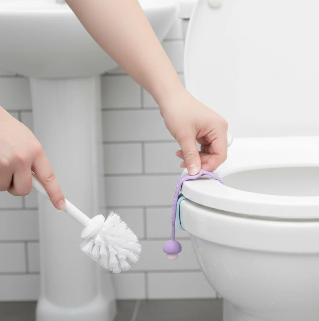 Silicone Toilet Seat Lifter Band (1 Pc) - Image 9
