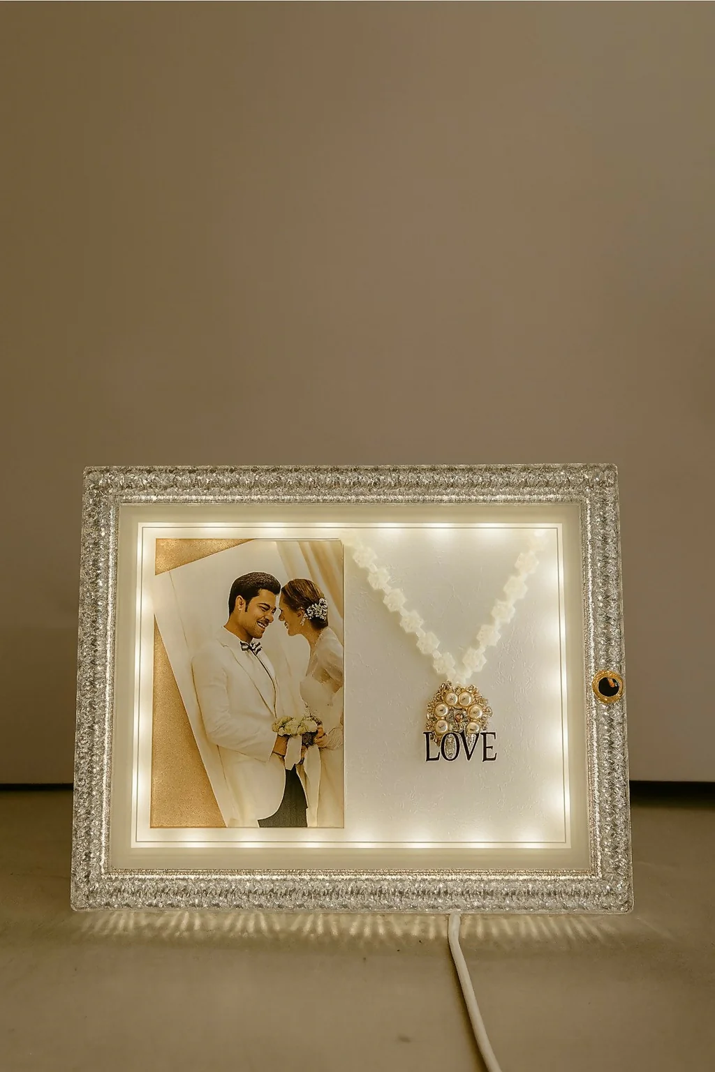 Square LED Love Photo Frame Lamp for Romantic Bedroom Decor - Image 2