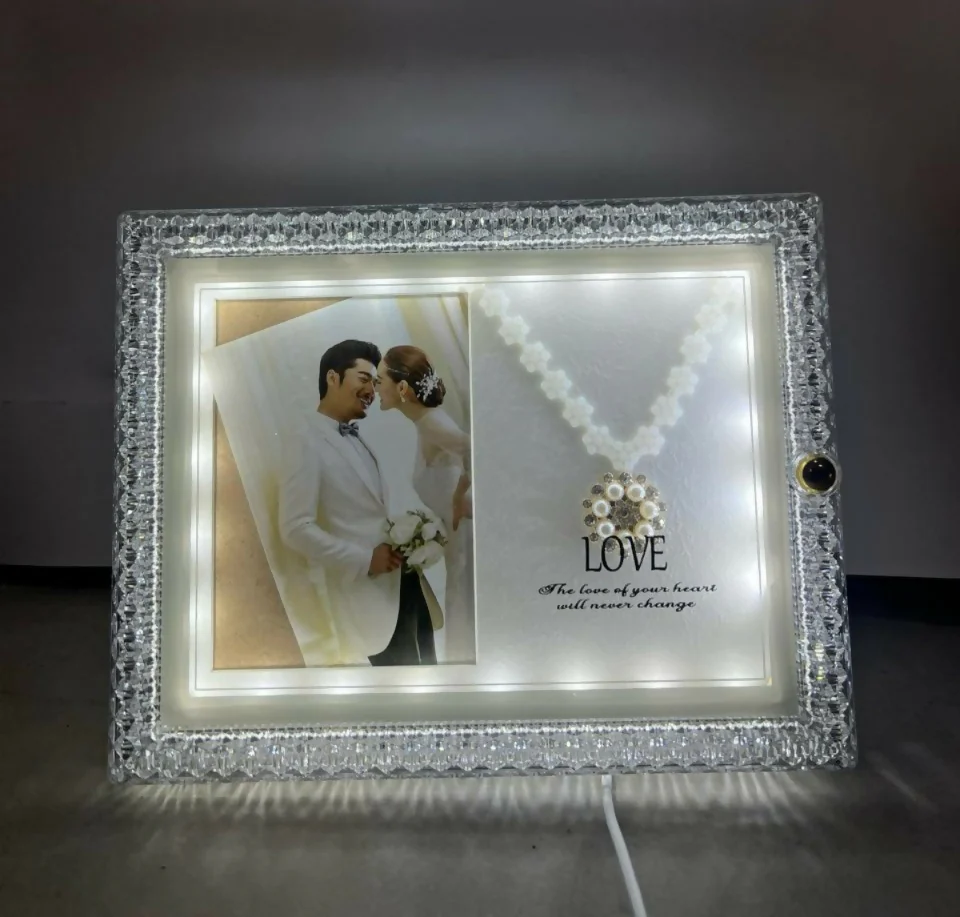Square LED Love Photo Frame Lamp for Romantic Bedroom Decor - Image 4
