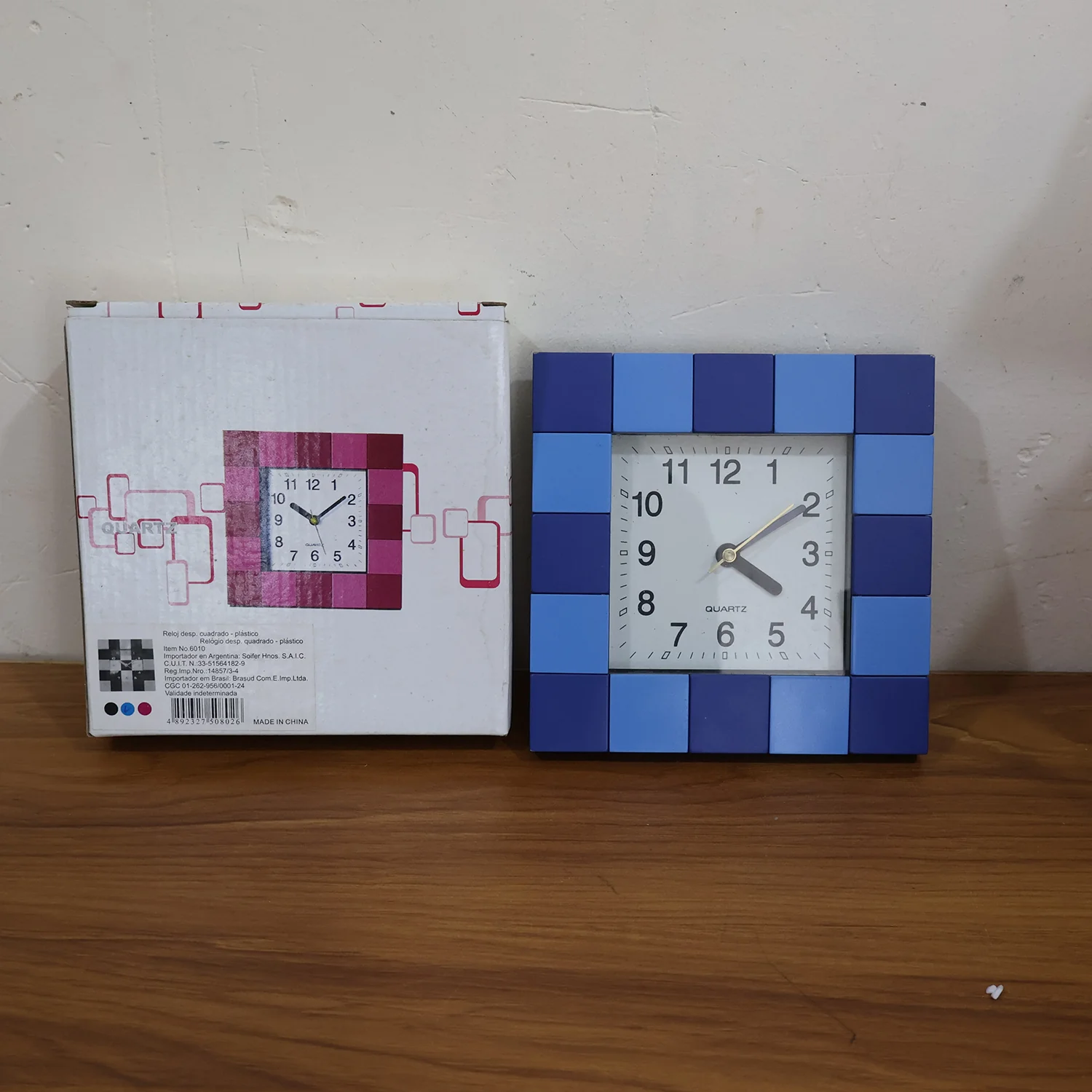 Square Quartz Table Clock - (1 Pc) - Image 6