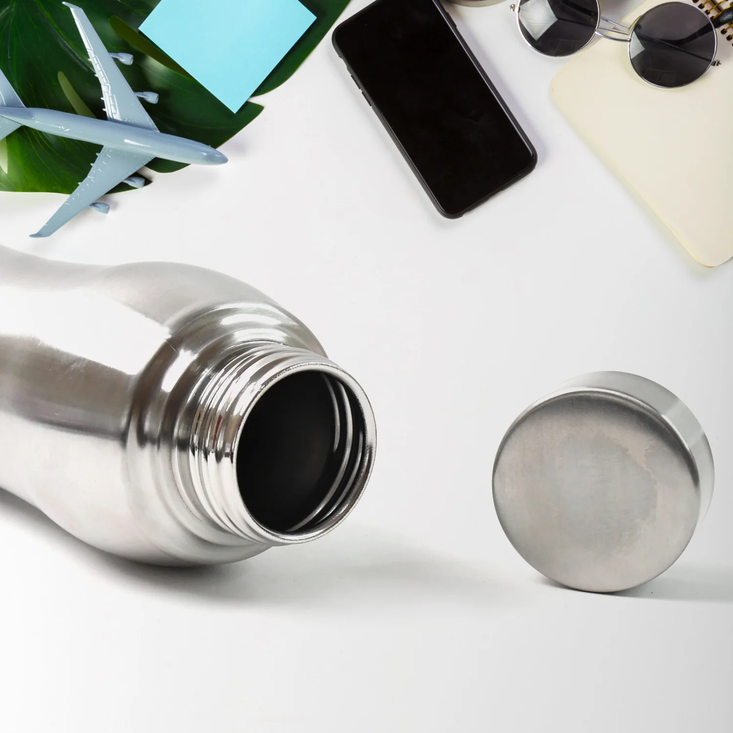 Stainless Steel Double Wall Vacuum-Insulated Drink Water Bottle (1000 ML Approx) - Image 6