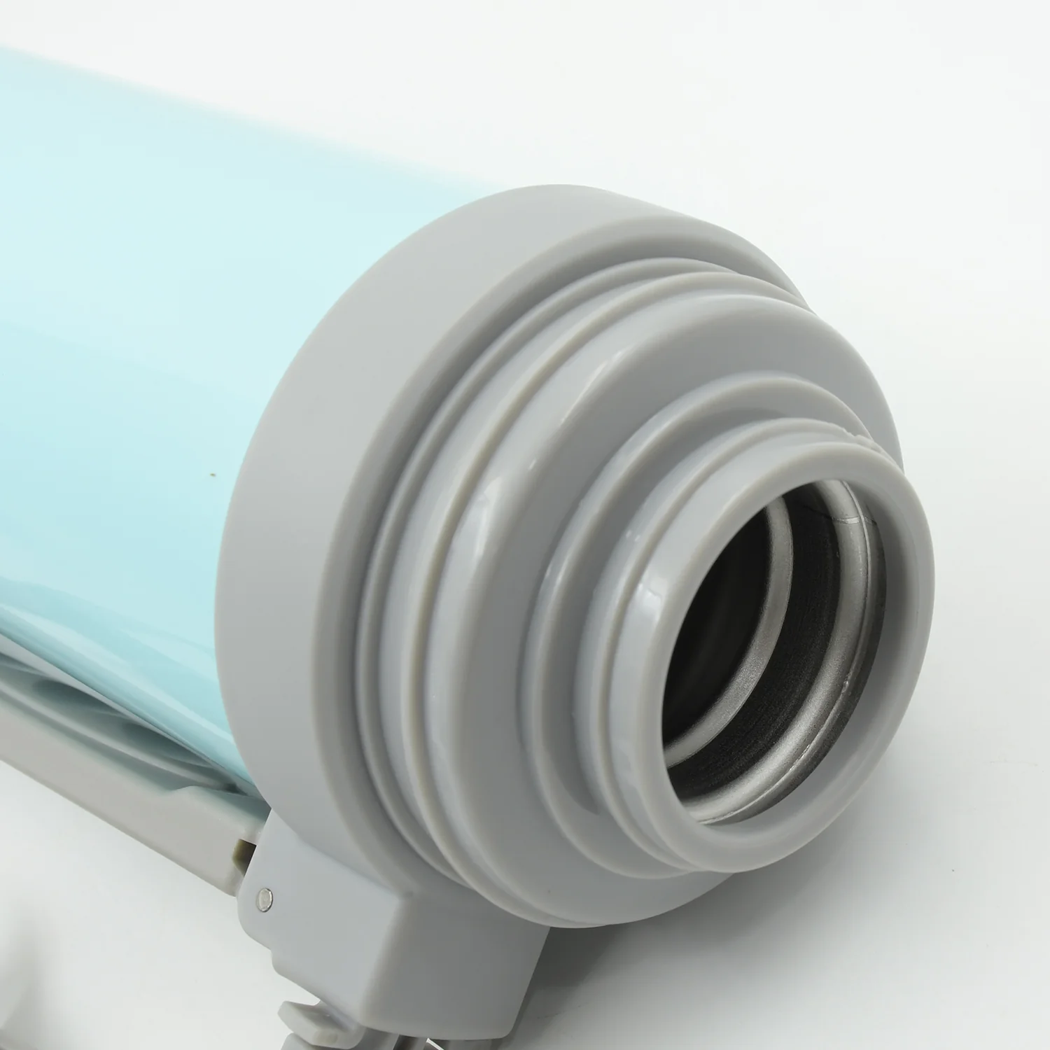 Stainless Steel Vacuum Bottle – 1200 ML Double-Wall Insulated Travel Bottle - Image 5