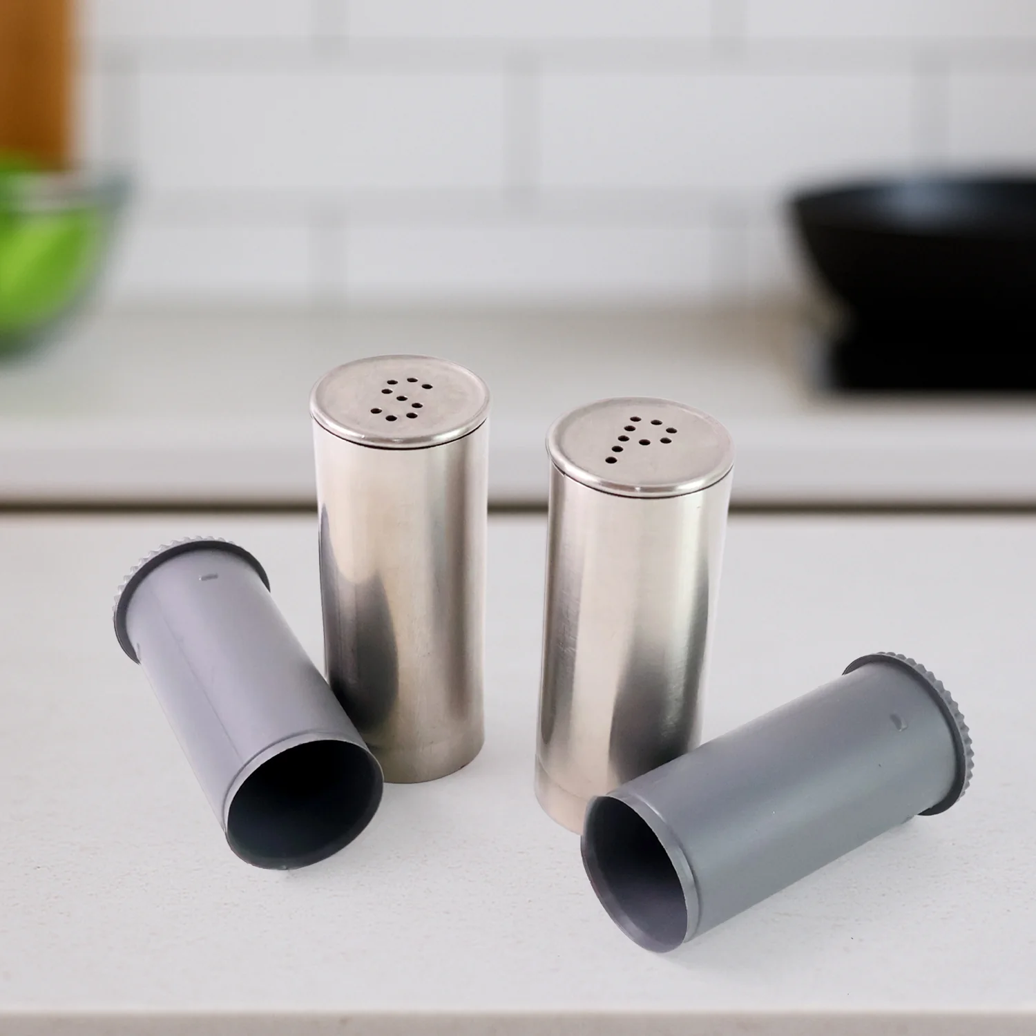 Supermom Stainless Steel Salt and Pepper Shaker Set (2 Pc) - Image 6