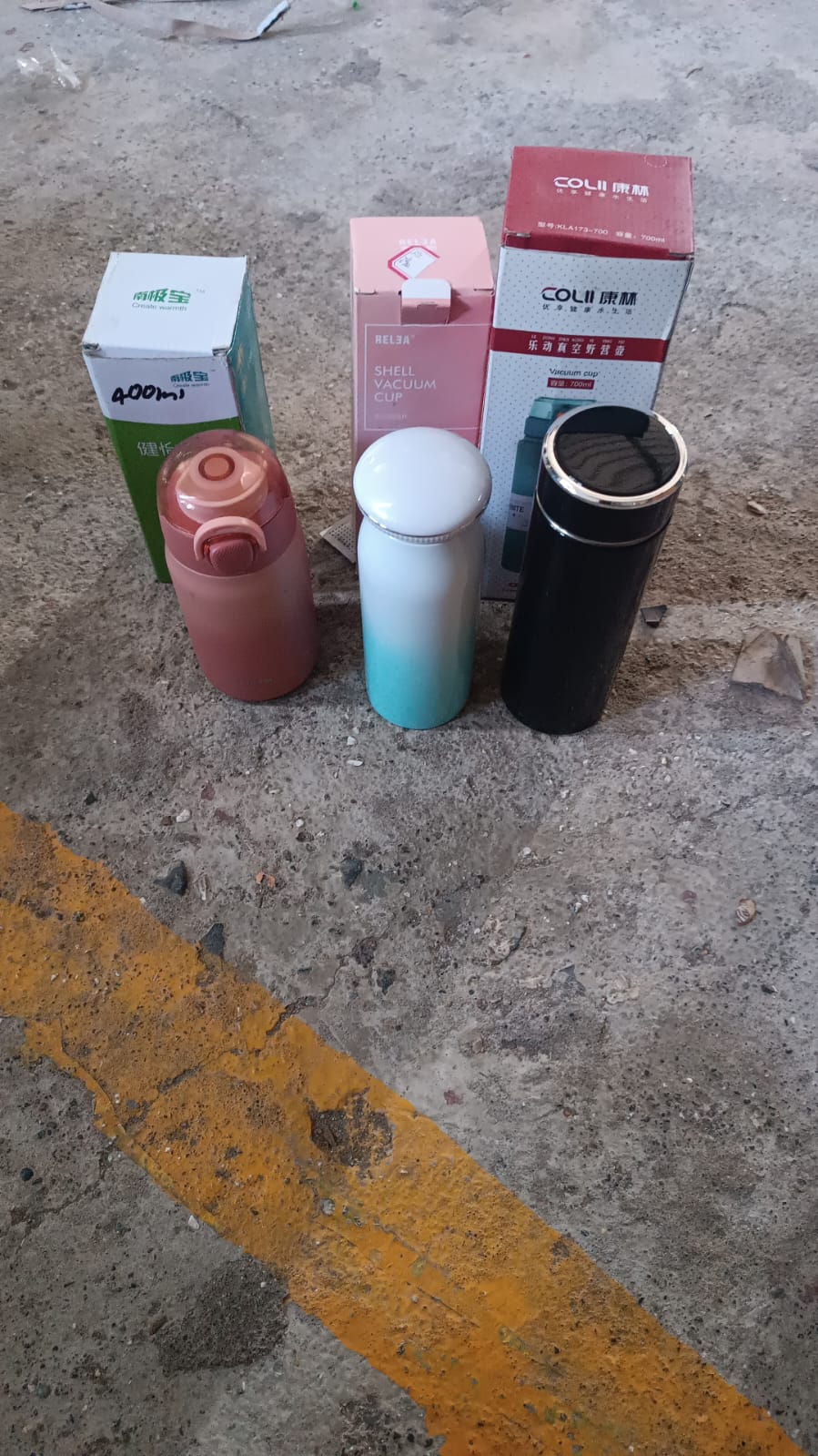 Stainless Steel Vacuum water Bottle 400ML (1 Pc) - Image 8