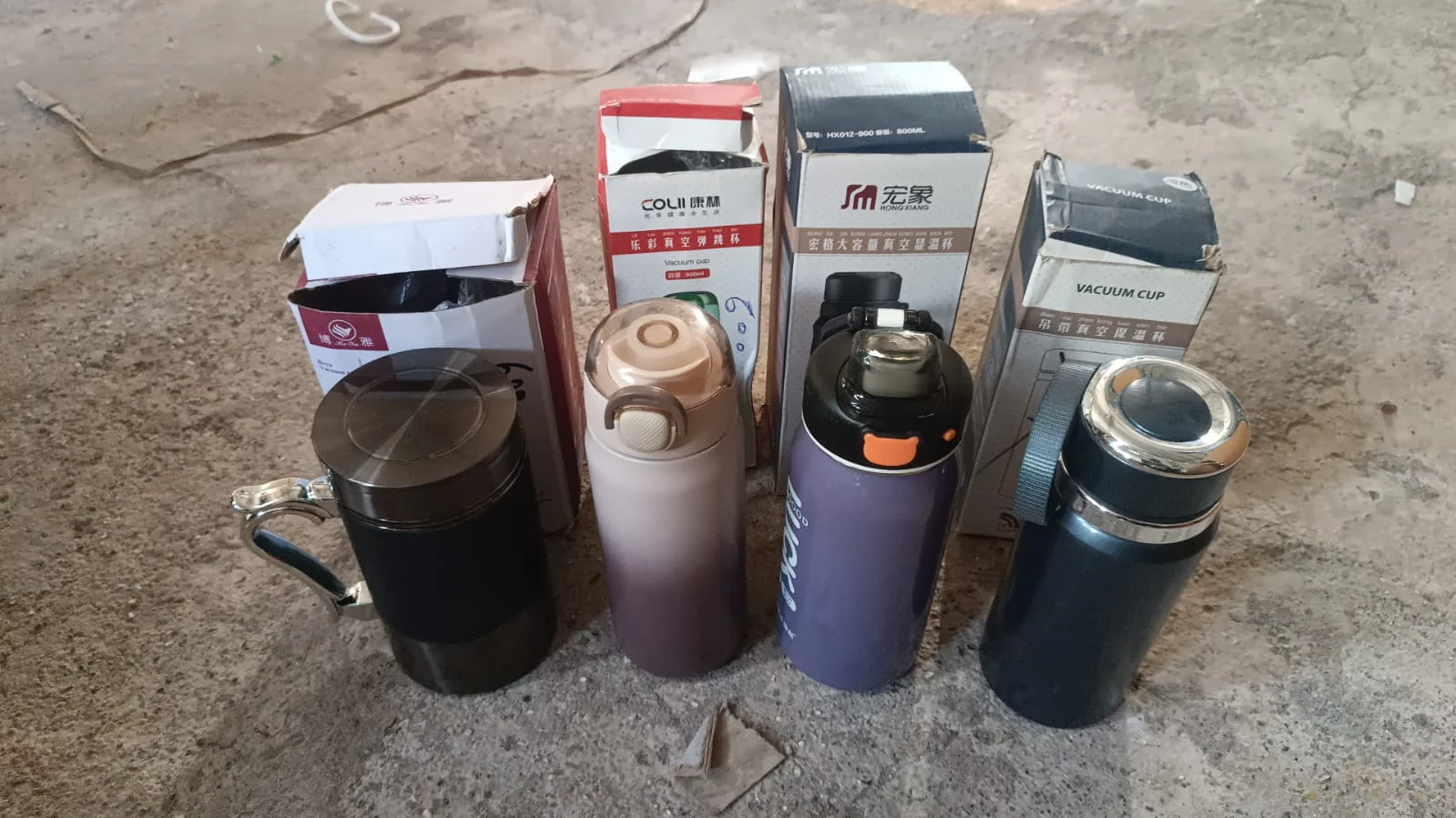 Stainless Steel Water Bottles Approx 600ML (Mix Design & Color / 1 Pc) - Image 11