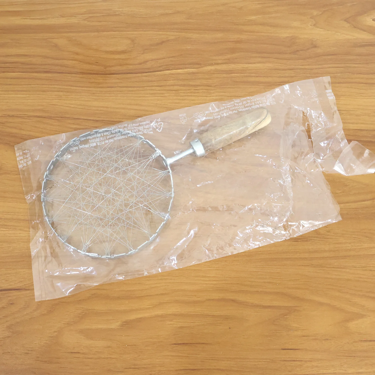 Stainless Steel Wire Skimmer with Wooden Handle (1 Pc) - Image 10