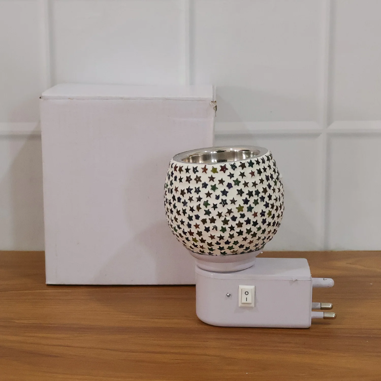 Decorative Star Pattern Kapoor Dani Mosaic Glass Plug-In Night Lamp (1 Pc) - Image 8