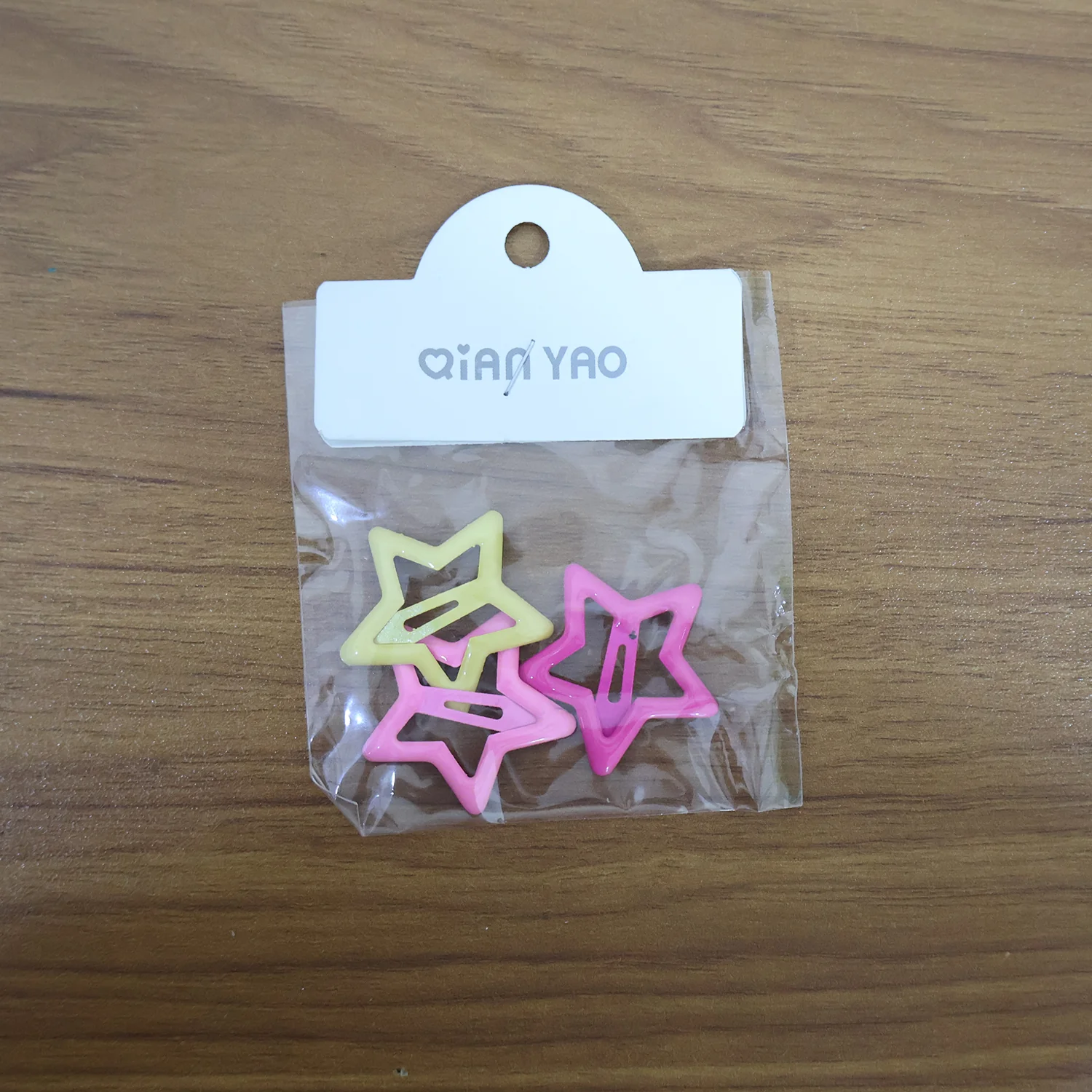 Star-Shaped Hair Clips for Girls - (3 Pc) - Image 7