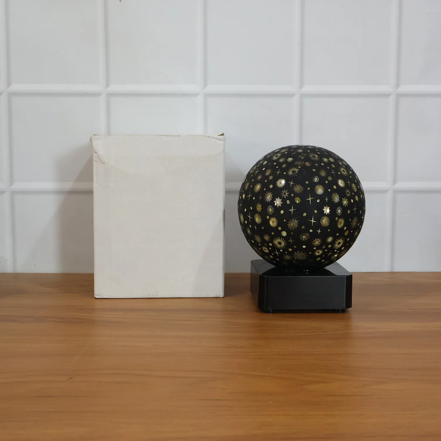 Premium Award Style LED Night Lamp (1 Pc) - Image 10