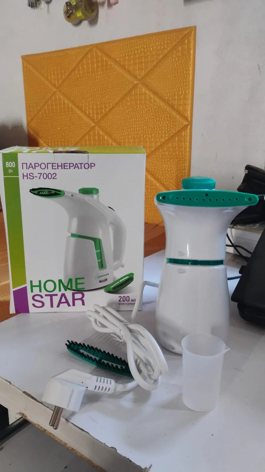 Steam Iron Portable Hand-Held Electric Garment Steamer with Water Tank - Image 7
