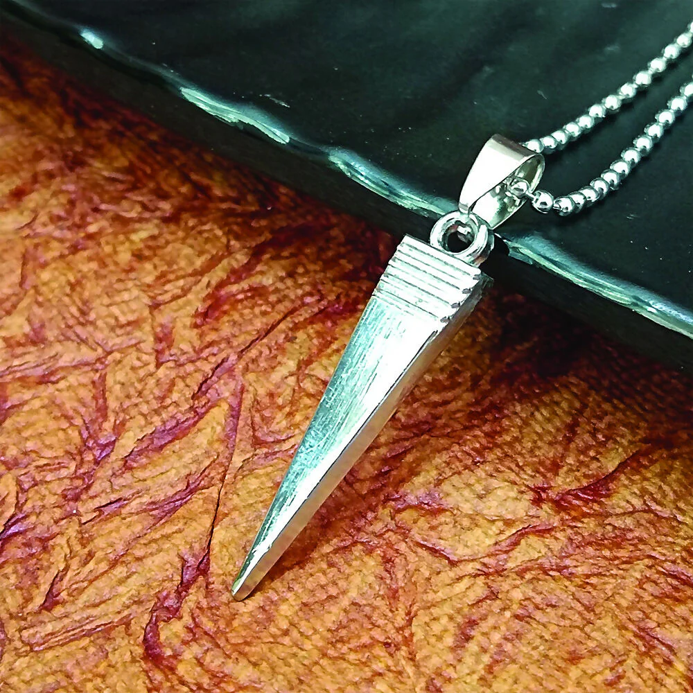 Steel Look Pointed Chain Pendnet - Image 5