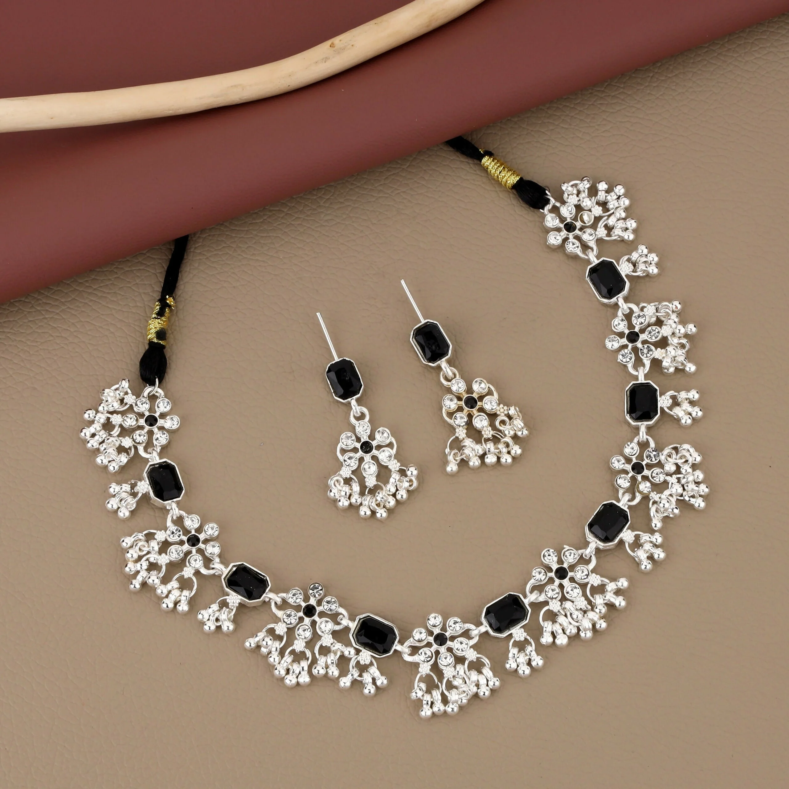 Striking Oxidized Silver-Toned Choker Set with Black Stones - Image 3