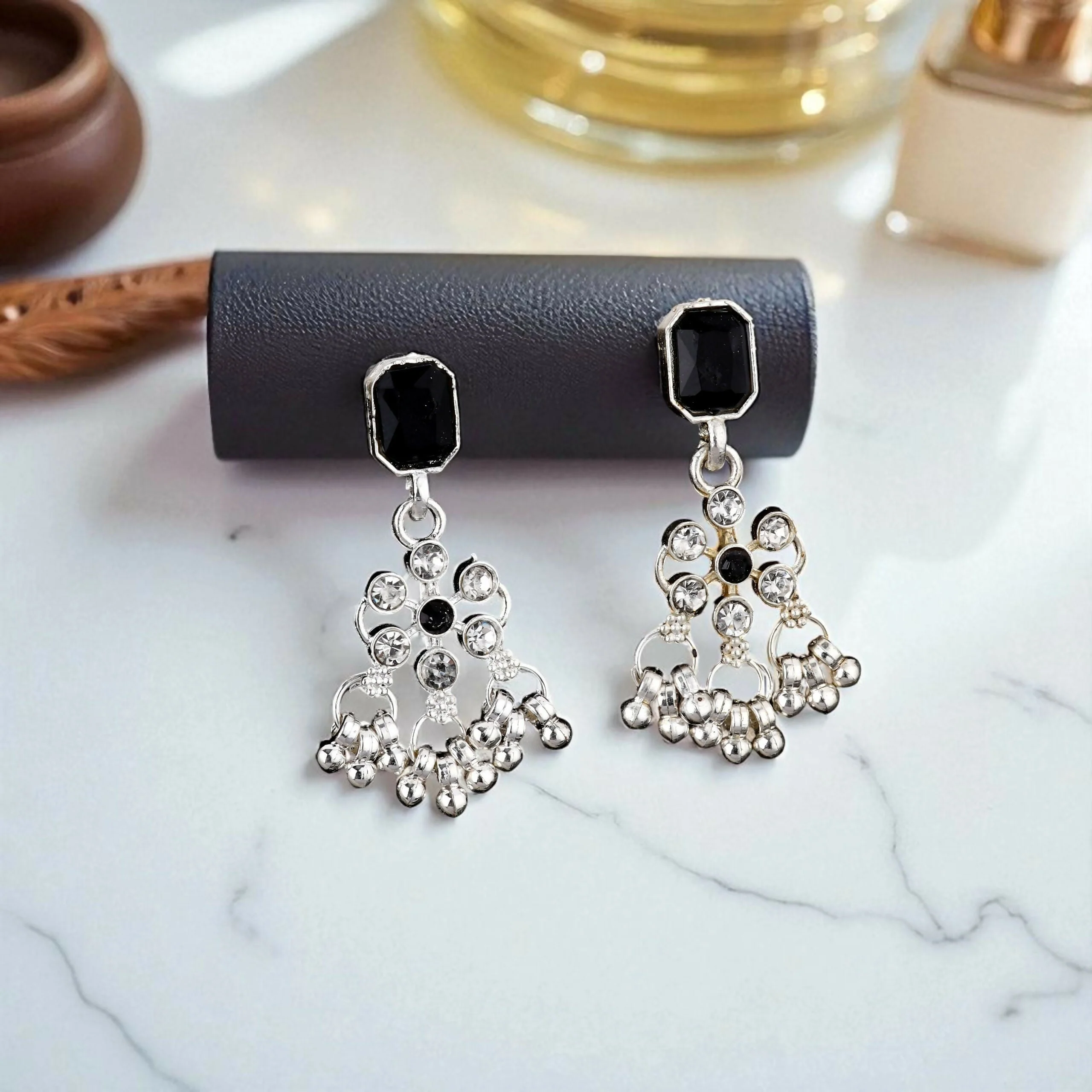 Striking Oxidized Silver-Toned Choker Set with Black Stones - Image 4
