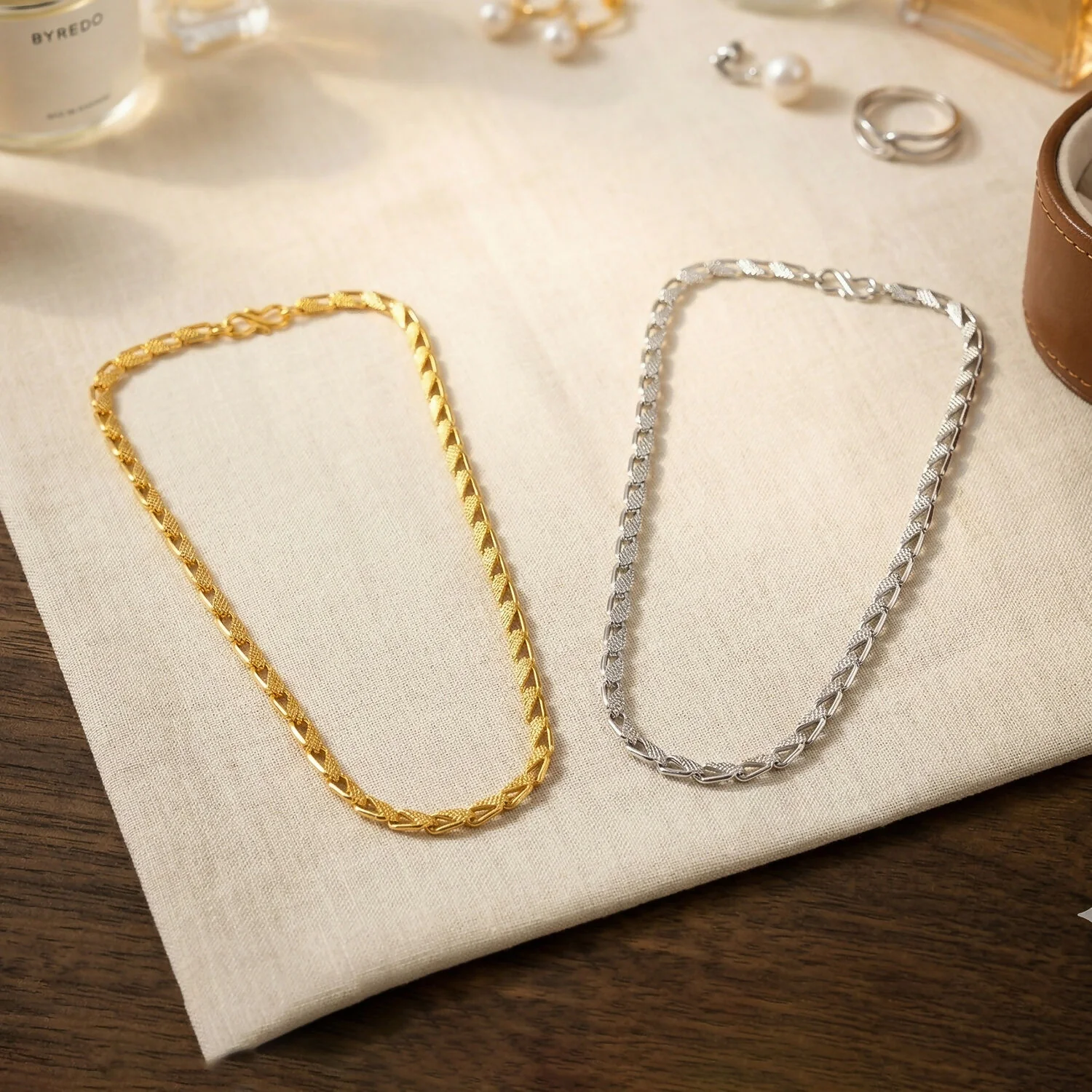 Stylish Dual Tone Textured Chain Necklace for Men & Women - Image 2