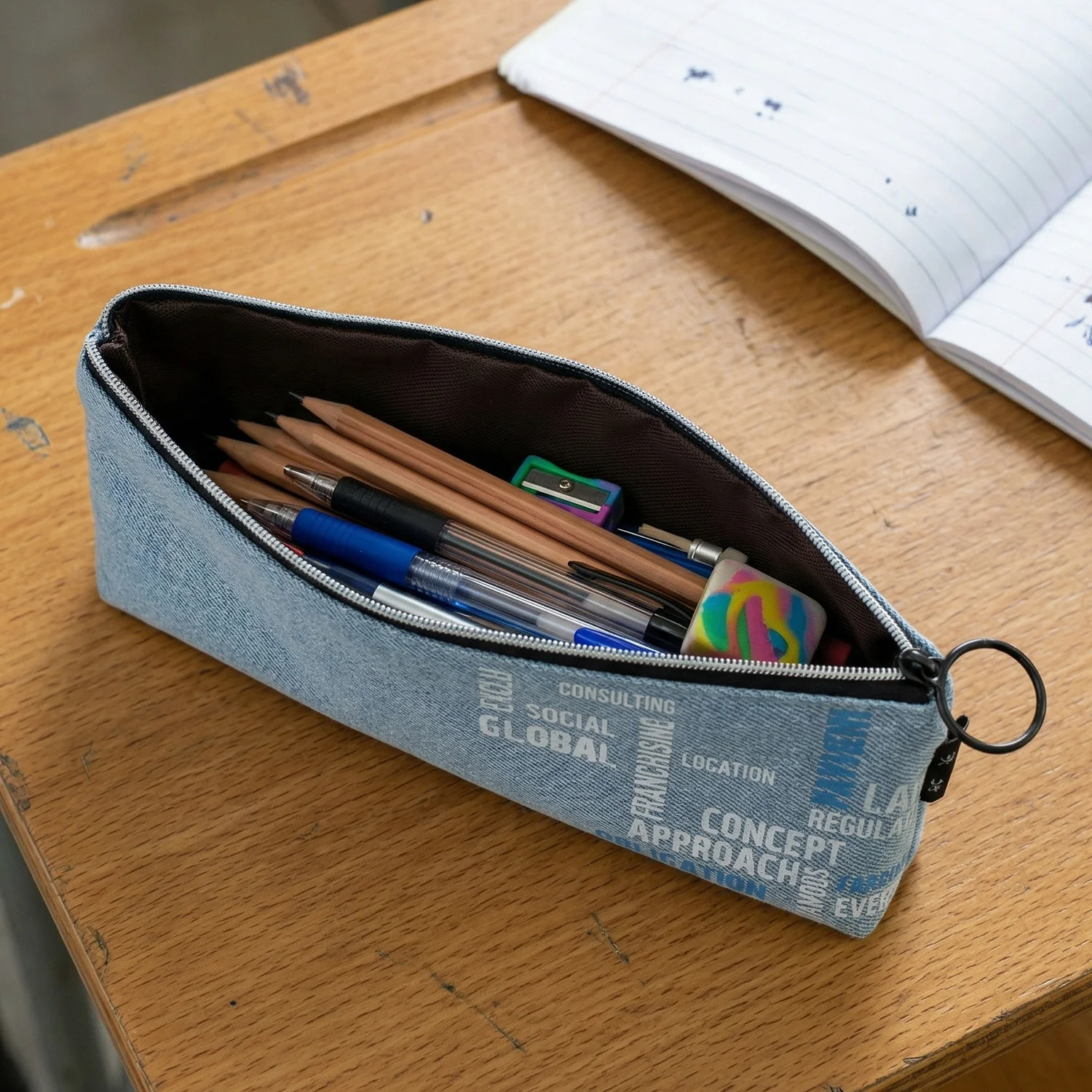 Stylish Fabric Zipper Pencil Pouch (1 Pc) - Image 3