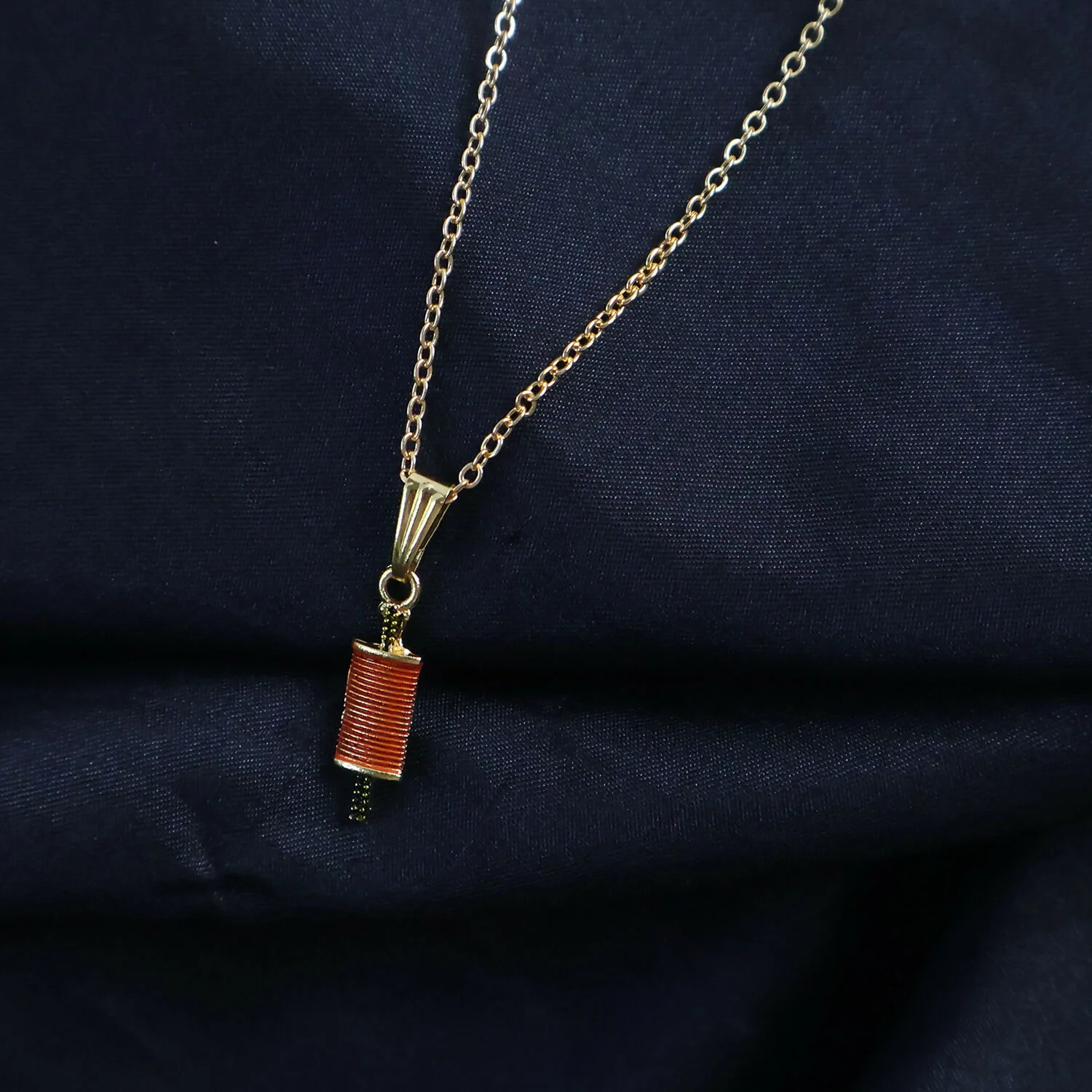 Stylish Firki Shape Pendant Necklace with Chain for Women - Image 3