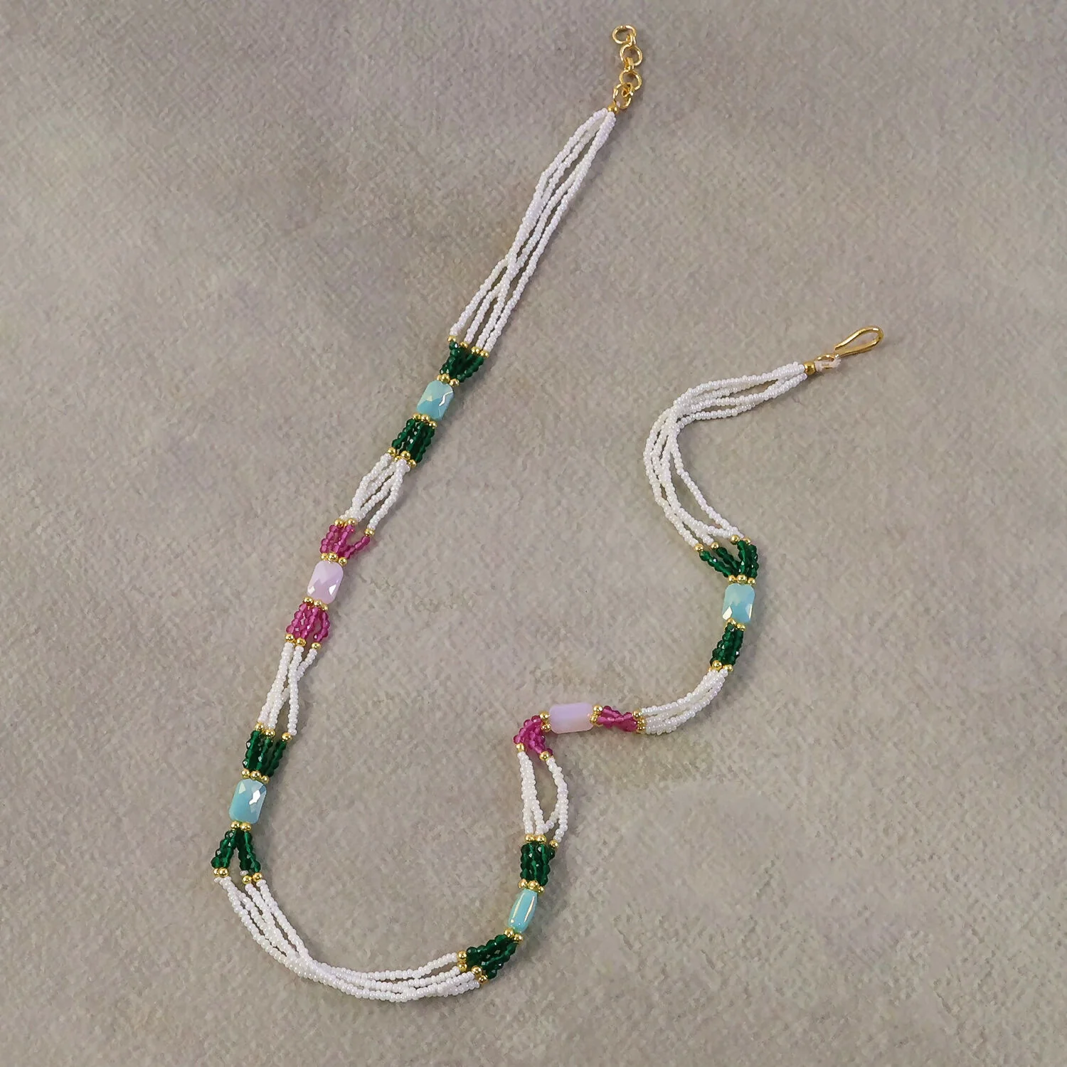 Stylish Handmade Multicolor Beaded Mala Necklace for Women Elegant Wear - Image 4