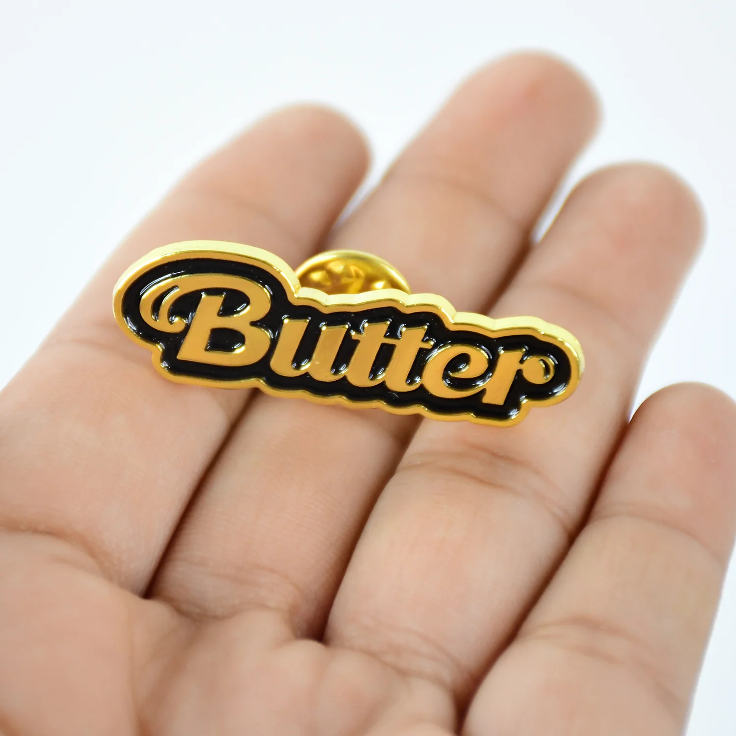 Stylish Metal Badge Pin – Single Piece (Random Design) - Image 8