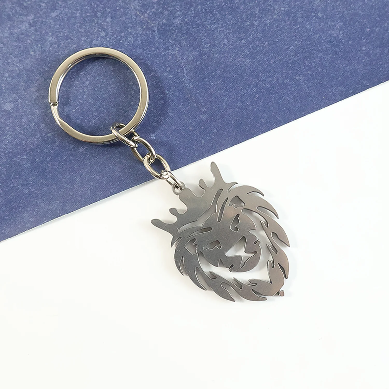 Stylish Metal Lion Head Keychain (1 Pc) - Image 4