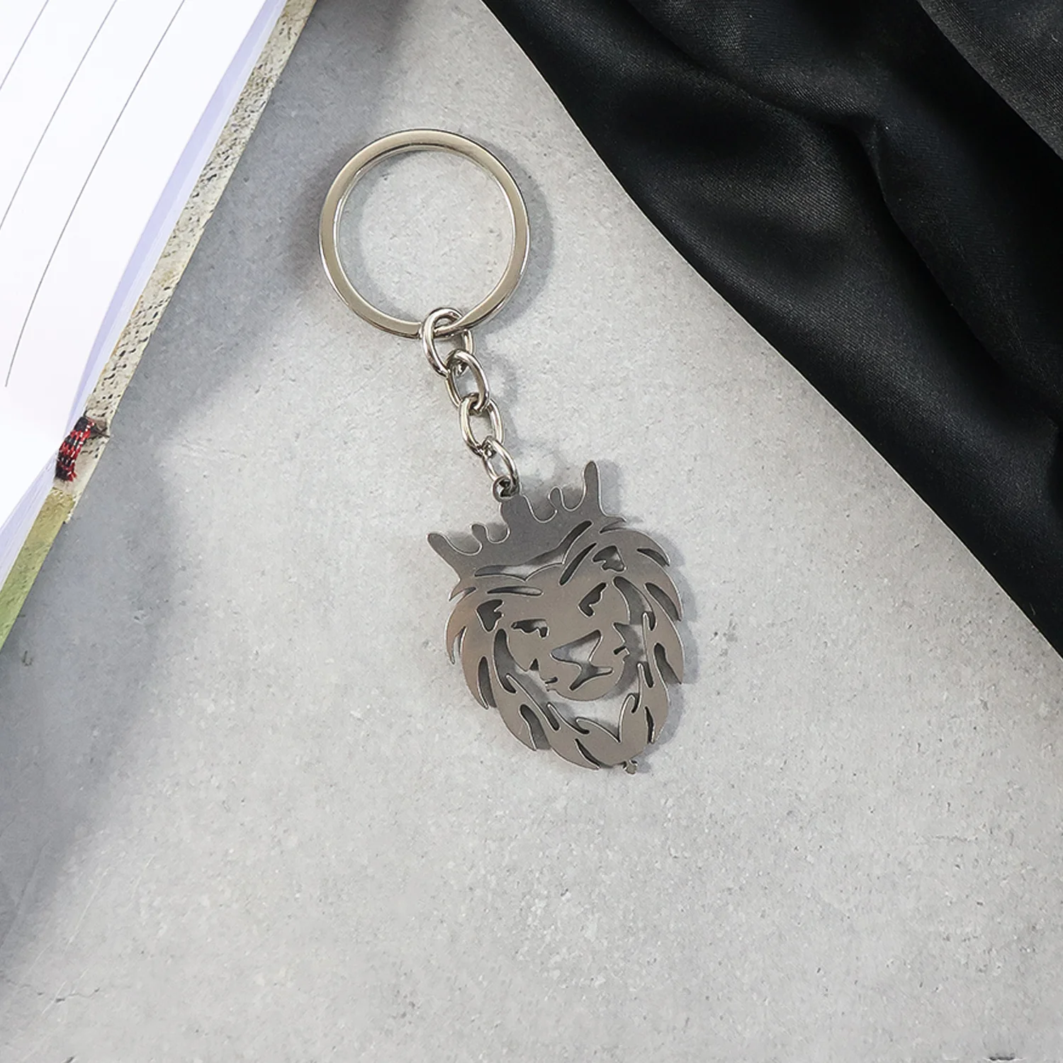 Stylish Metal Lion Head Keychain (1 Pc) - Image 6