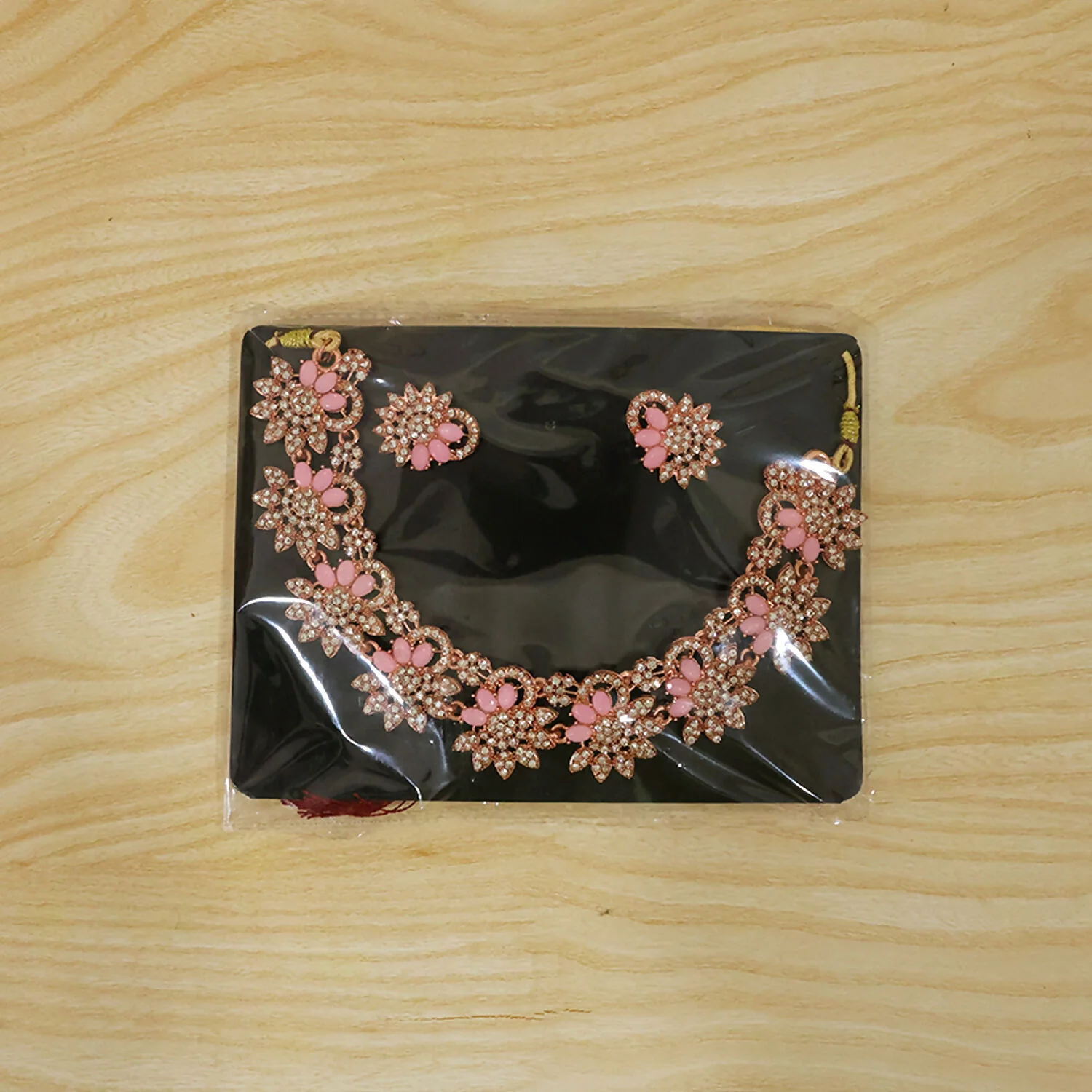 Stylish Pink Stone Floral Necklace Set with Matching Earrings for Women - Image 6