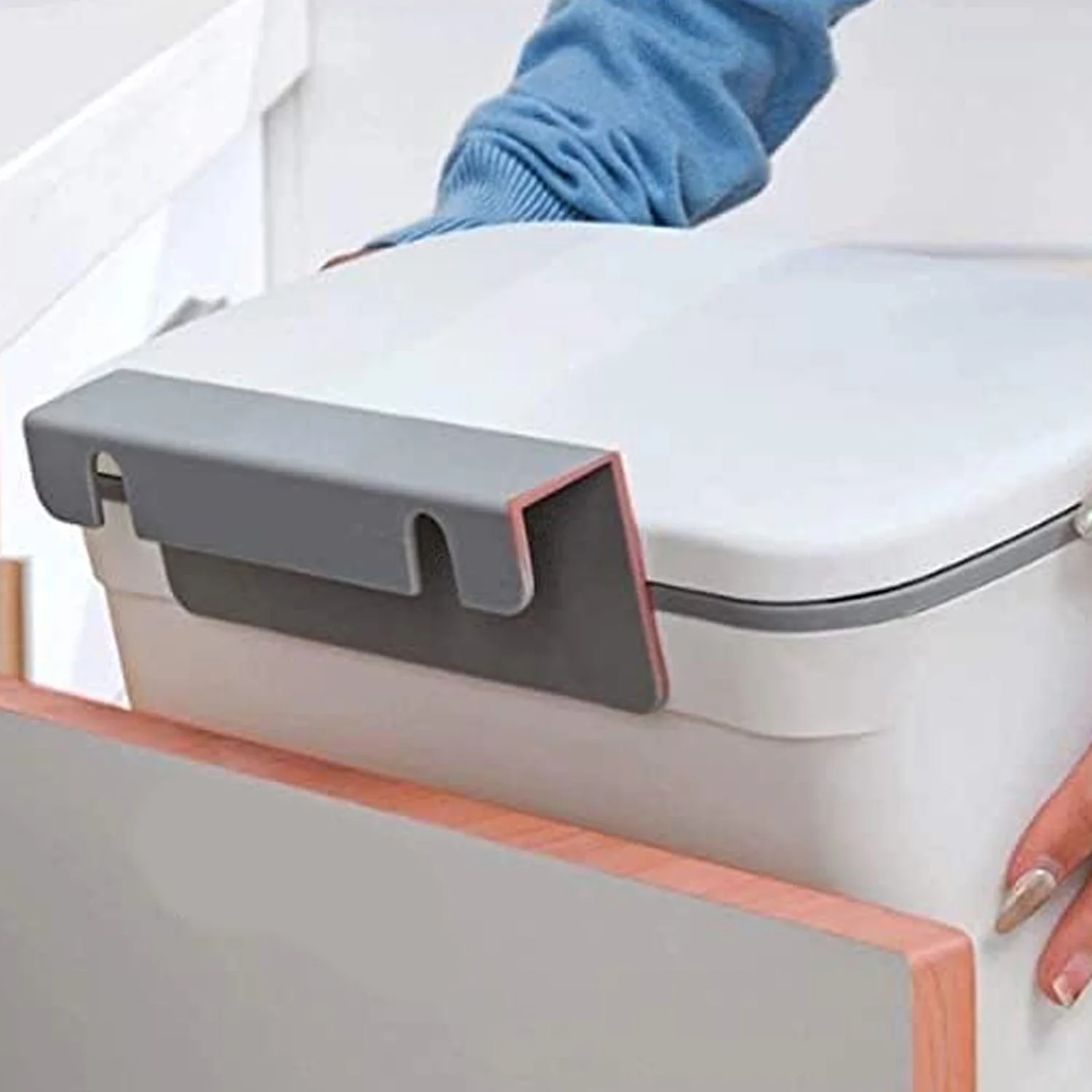 Stylish Plastic Kitchen Dustbin (1 Pc) - Image 7