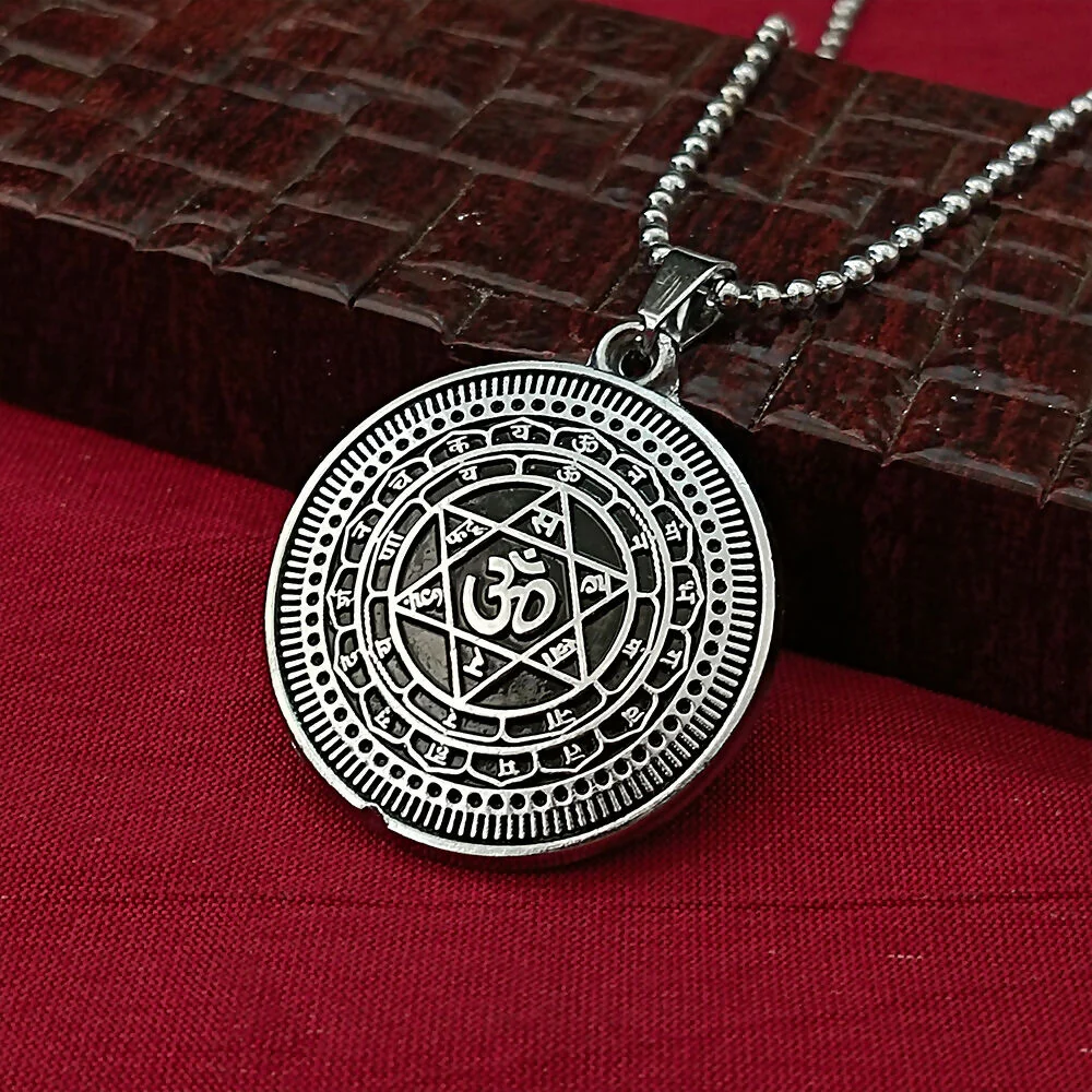 Sudarshan chakra Yantram Chain Pendant - Image 4