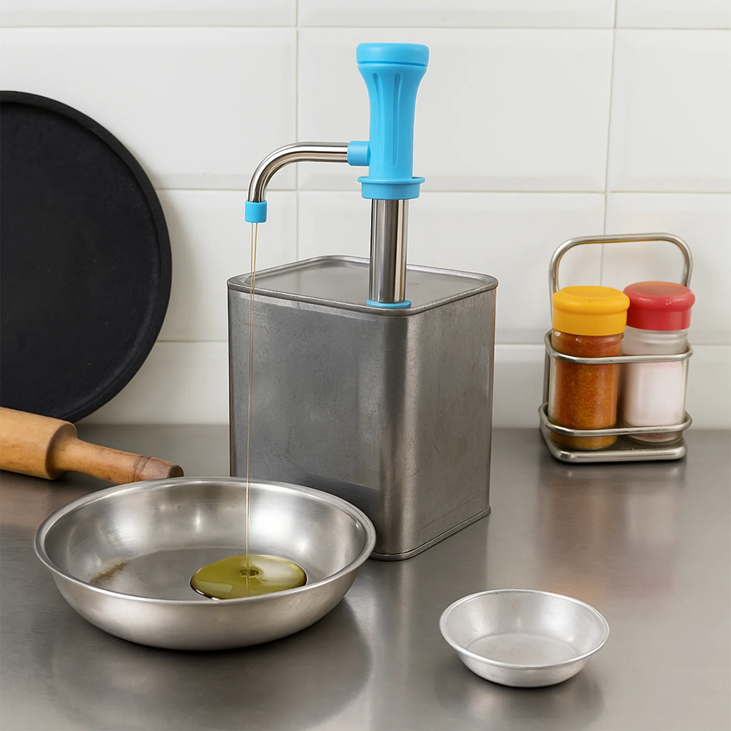 Supermom Manual Stainless Steel Oil Pump Dispenser (1 Pc) - Image 3