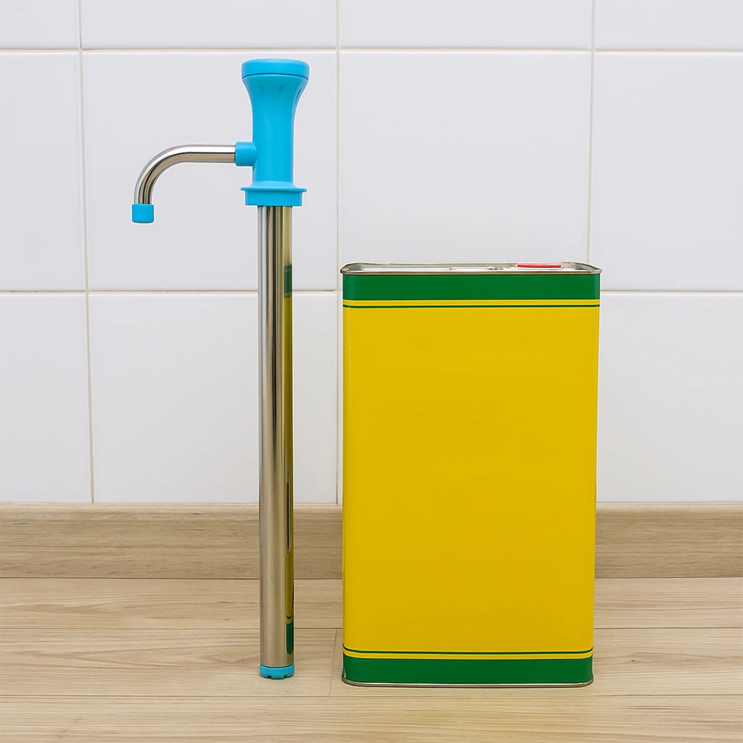 Supermom Manual Stainless Steel Oil Pump Dispenser (1 Pc) - Image 7