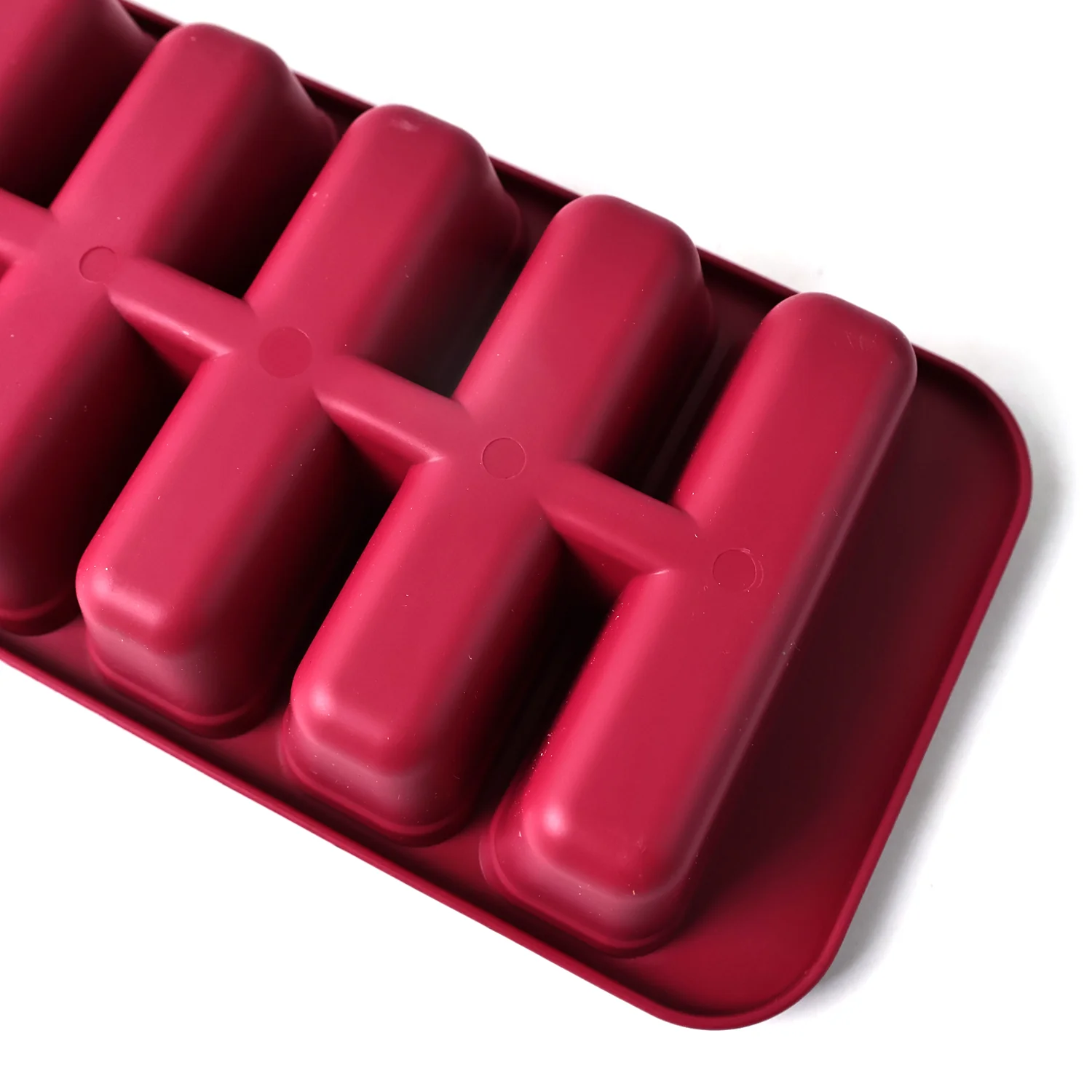 Supermom Frizzy Ice Tray with 2-in-1 Compartment for Ice Cubes and Storage Box (1 Pc) - Image 3