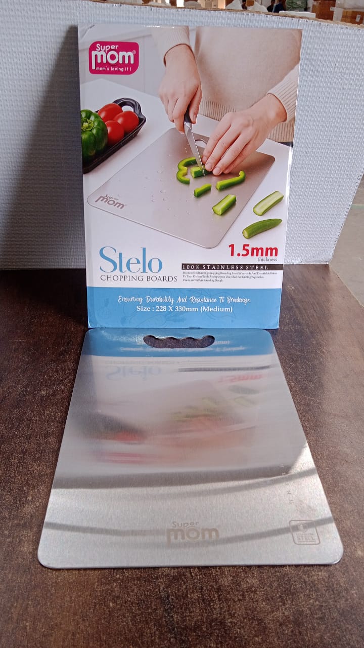 Supermom Medium Stello Stainless Steel Chopping Board - Image 11