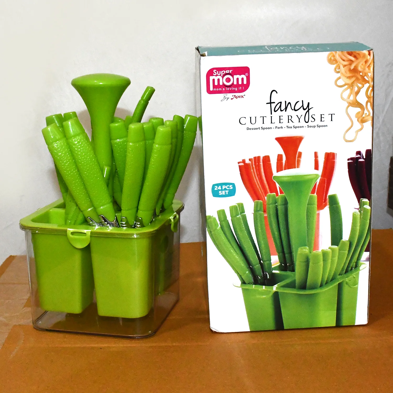 Supermom Premium Fancy Cutlery Set with Holder (24 Pc / Set) - Image 7