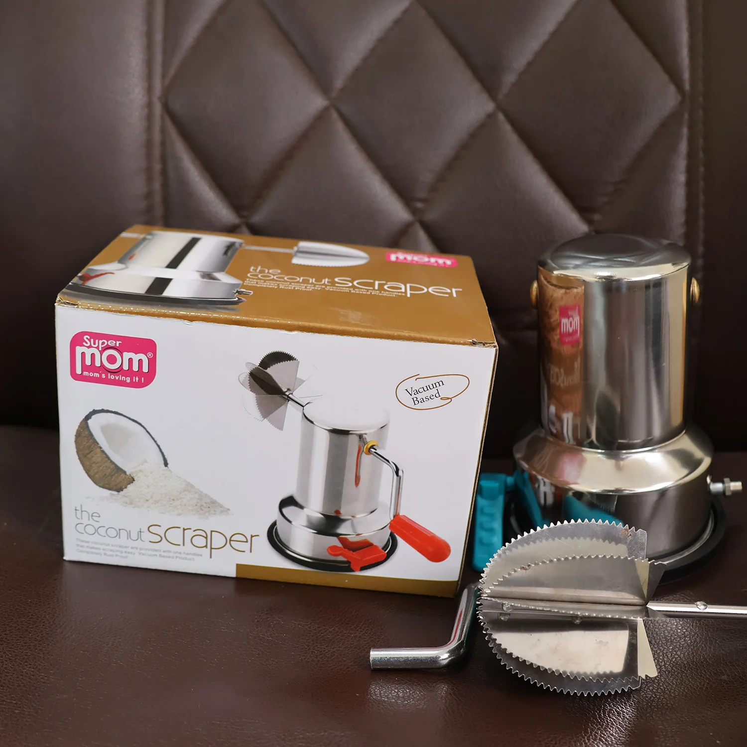 Supermom Stainless Steel Coconut Scraper with Vacuum Base (1 Pc) - Image 7
