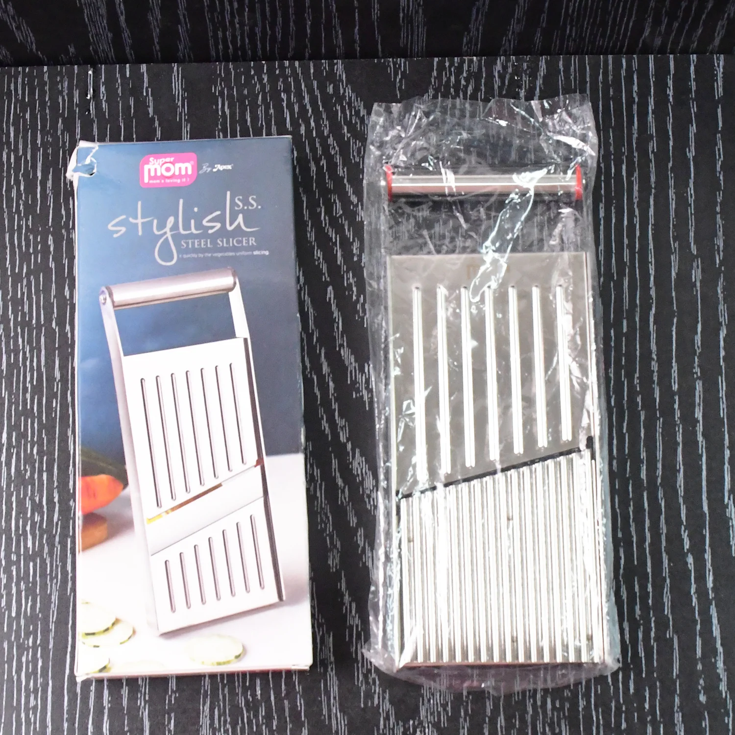 Supermom Stylish Stainless Steel Vegetable & Fruit Slicer - Image 7